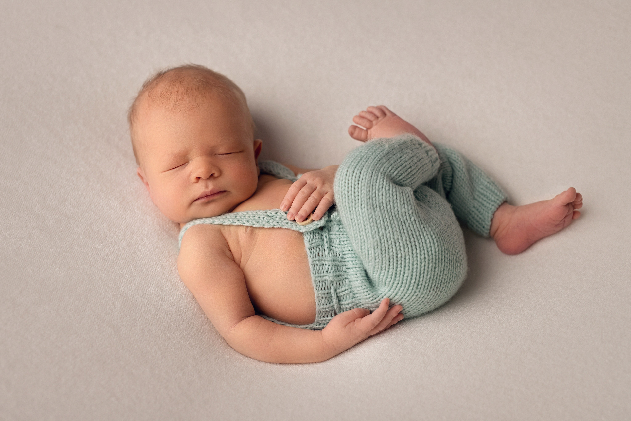 Фотосъемка новорожденных (ньюборн) детей в г. Ярославль и Ярославская. Профессиональный фотограф Елена Красилина г.Ярославль, г. Рыбинск