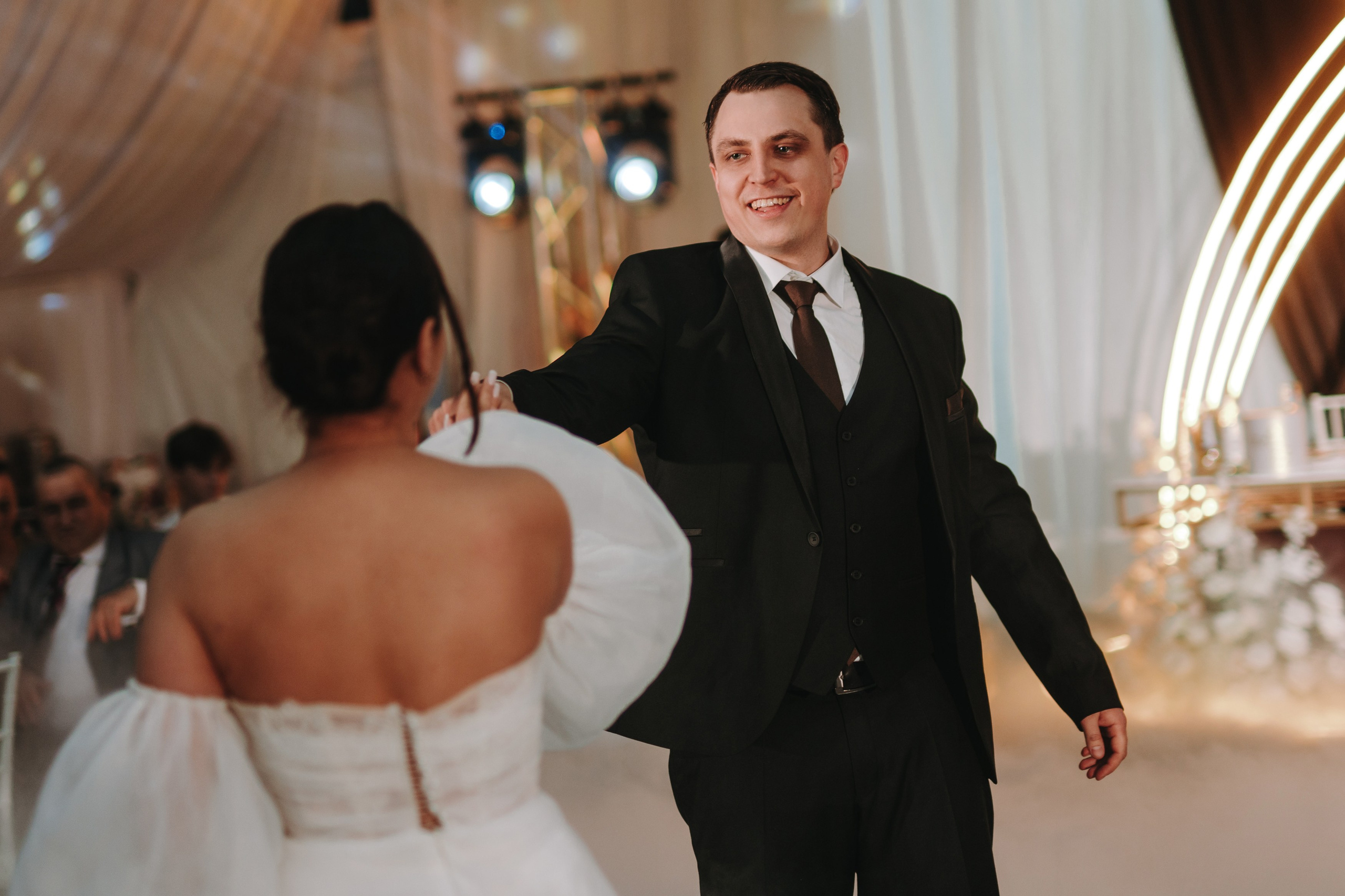 ГРАНД И ГРАНД, РЕСТОРАН ПРАВДА ХОЛЛ, ВЕДУЩИЙ РАМИС КАРИМОВ УФА