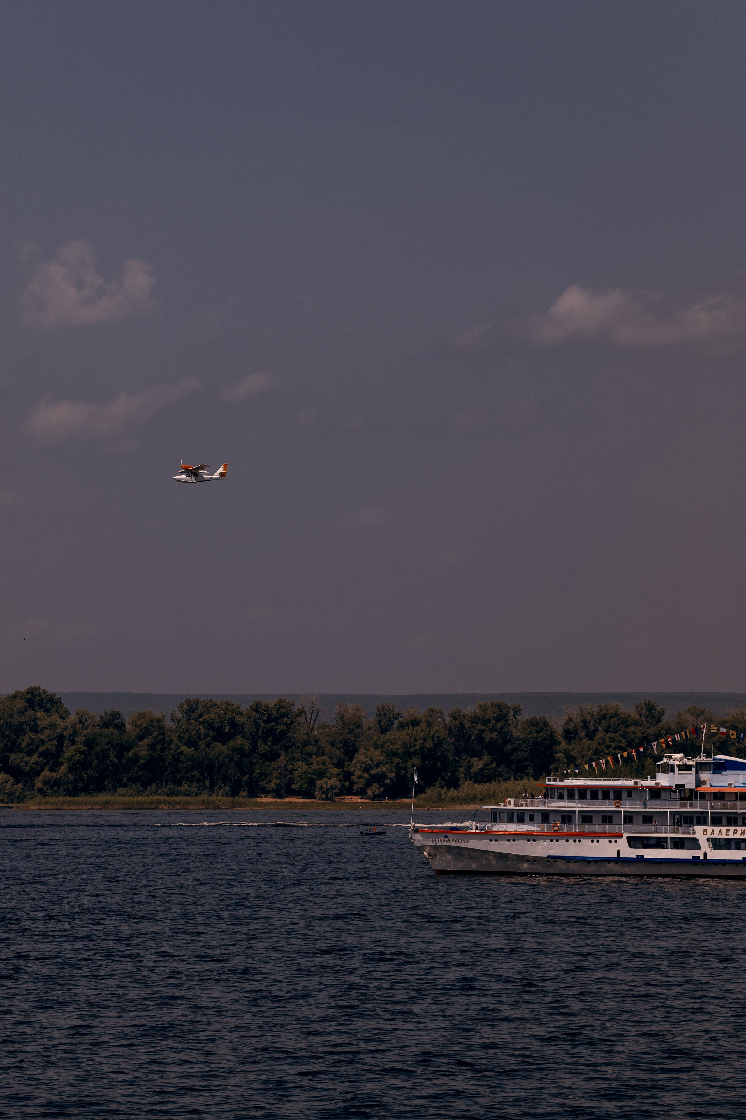 Парад судов. Фотограф в Самаре Вадим Грязнов