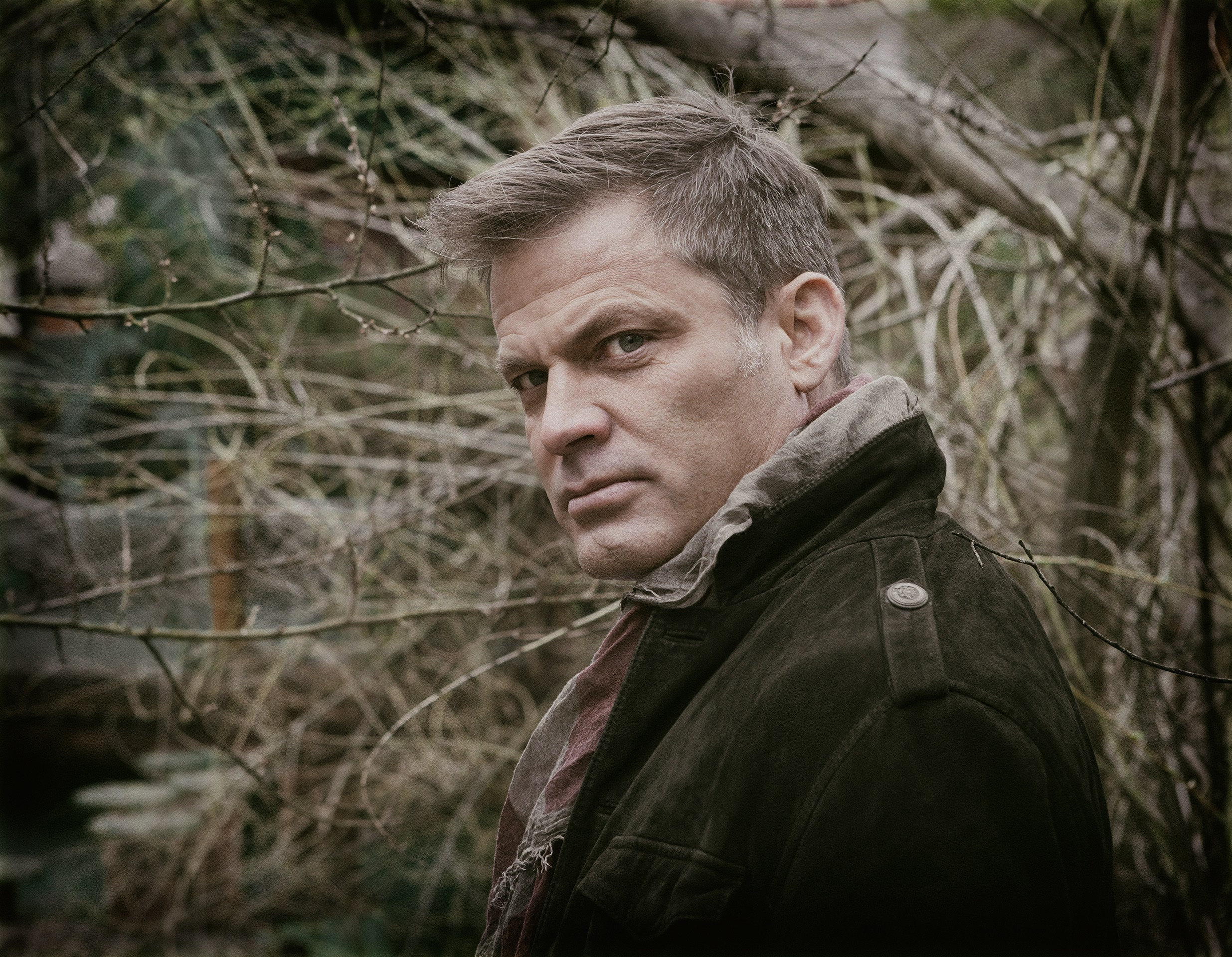 фотографический портрет актера Каспара Ван Дина.