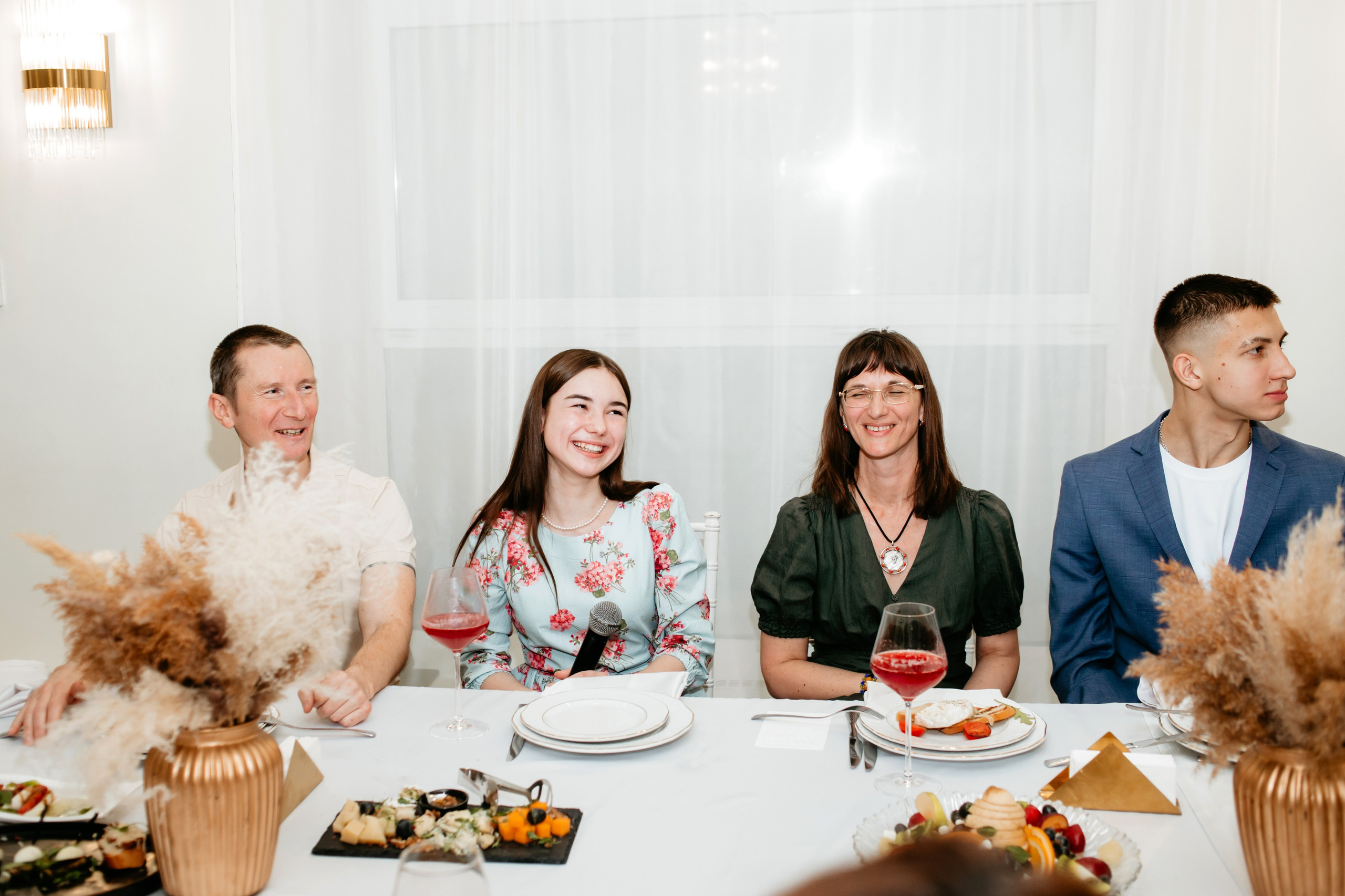 Свадебный банкет Анна и Дмитрия. Фотограф в Челябинске Ополихина Анна