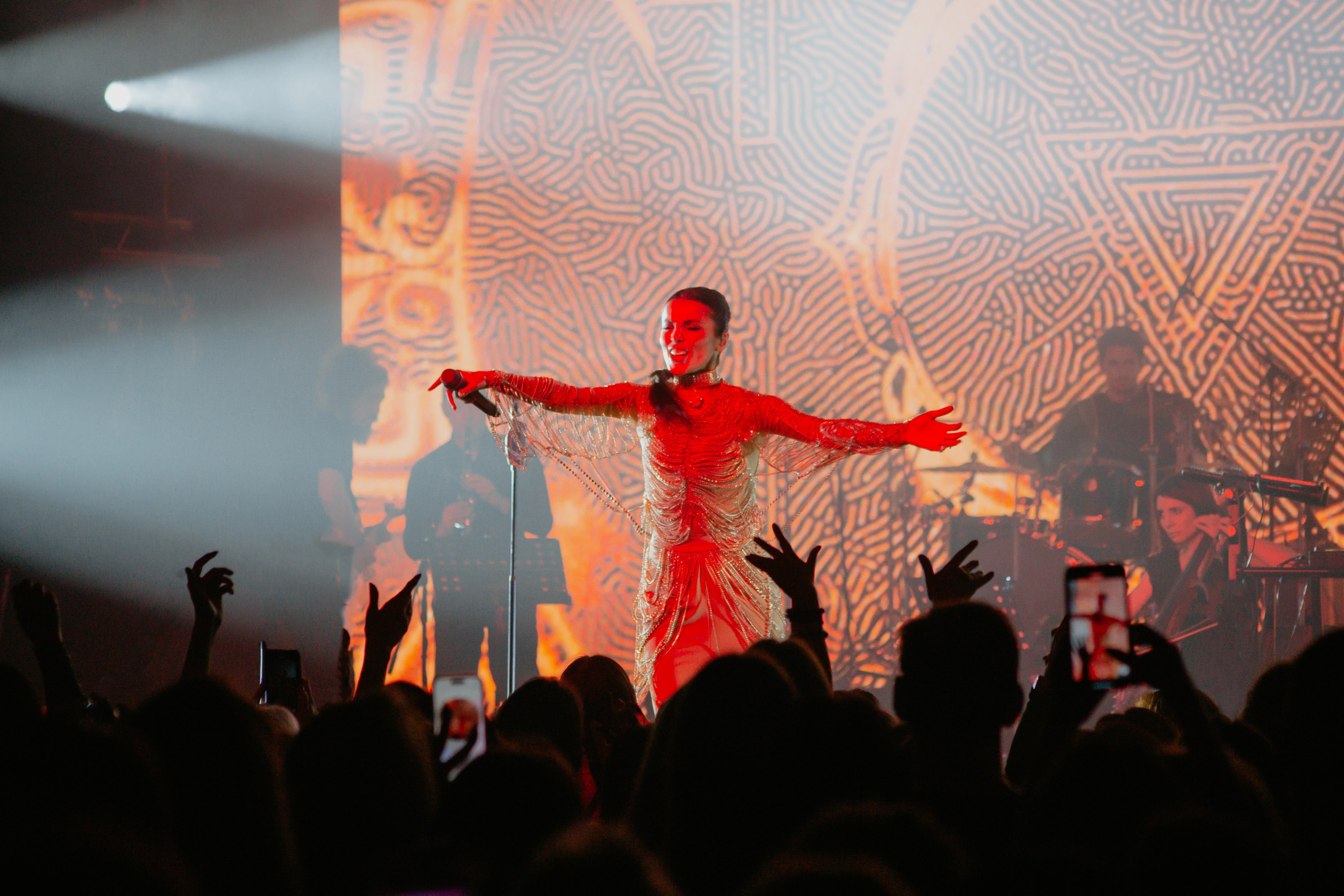 Концерт Sati Ethnica в Конгресс-холле 2022 год. Фотограф в Челябинске Ополихина Анна