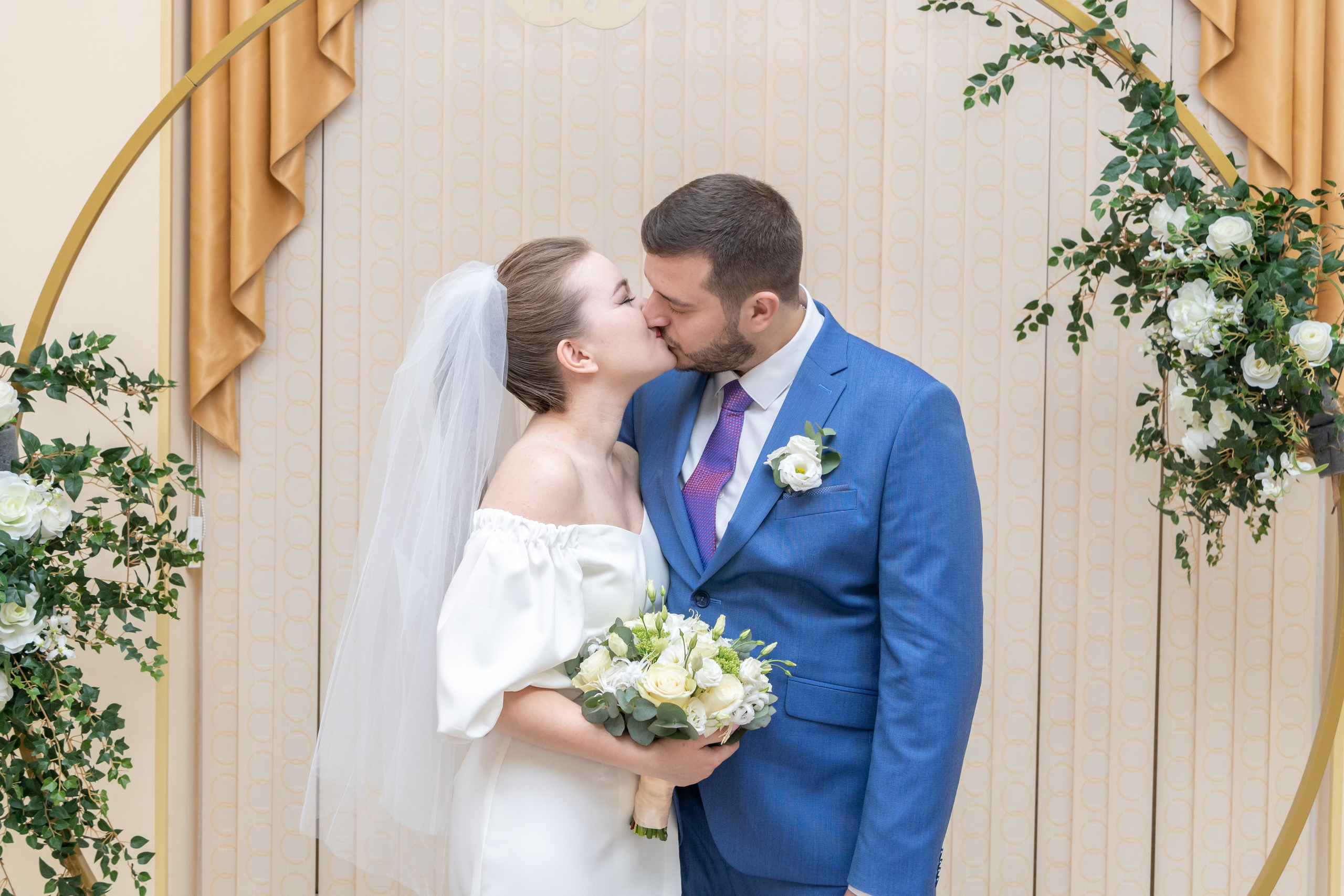 Таня и Андрей. ЗАГС. Репортажный и интерьерный фотограф Александра Солдатова