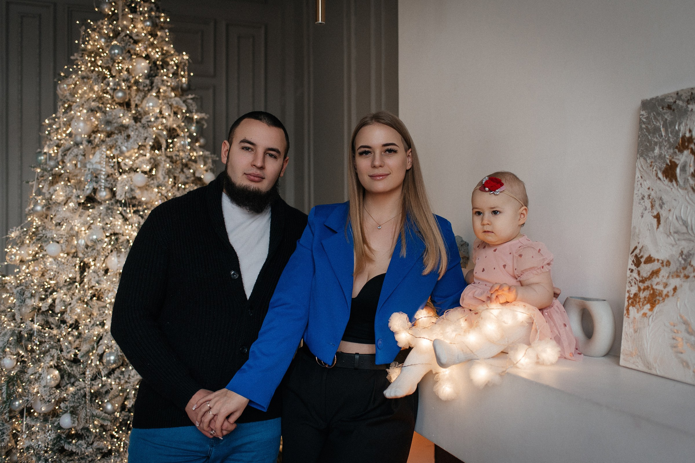 новогодняя семейная фотосессия в студии