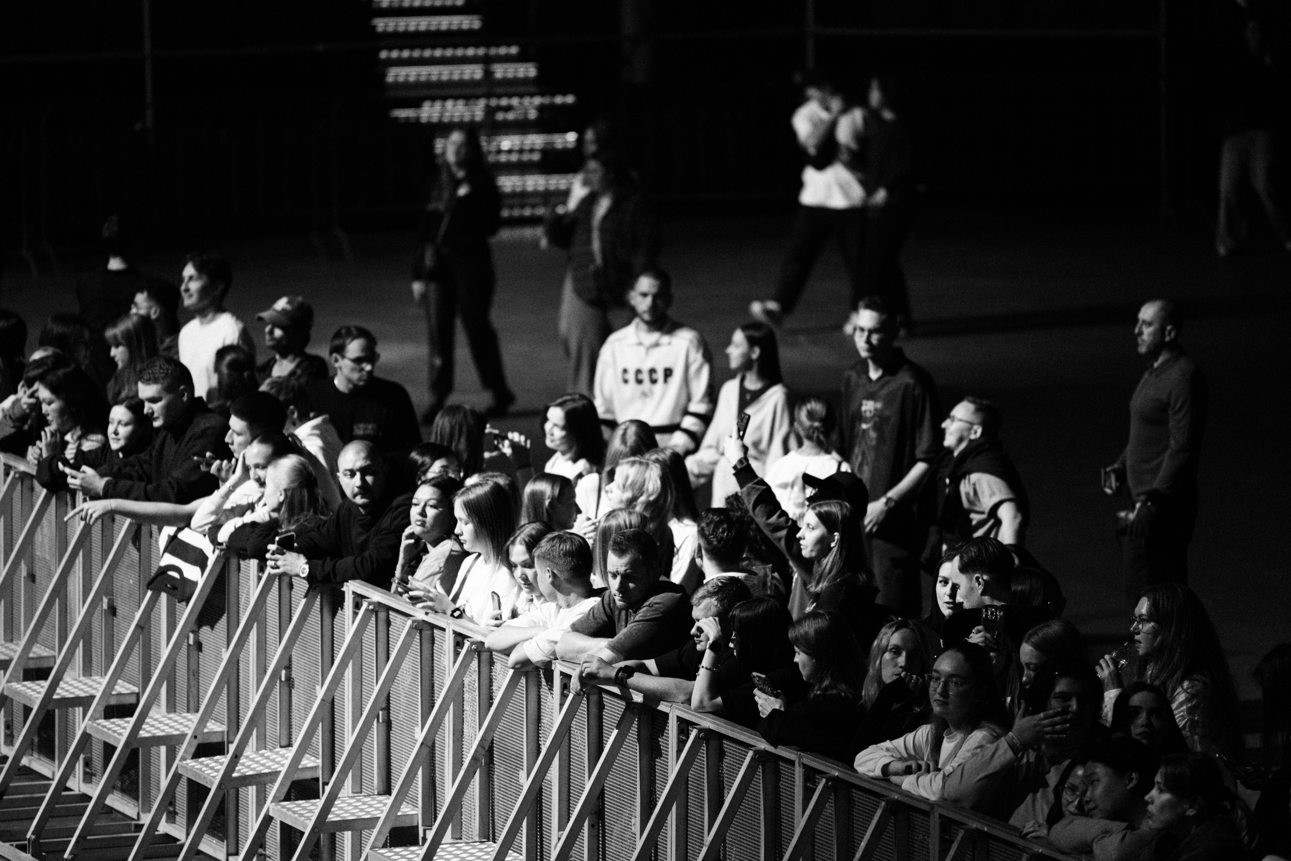 Концерт L'one 19.10.2025 с хором и симфоническом оркестром. Фотограф и видеограф Мария Банщикова, Солнечногорск, Москва