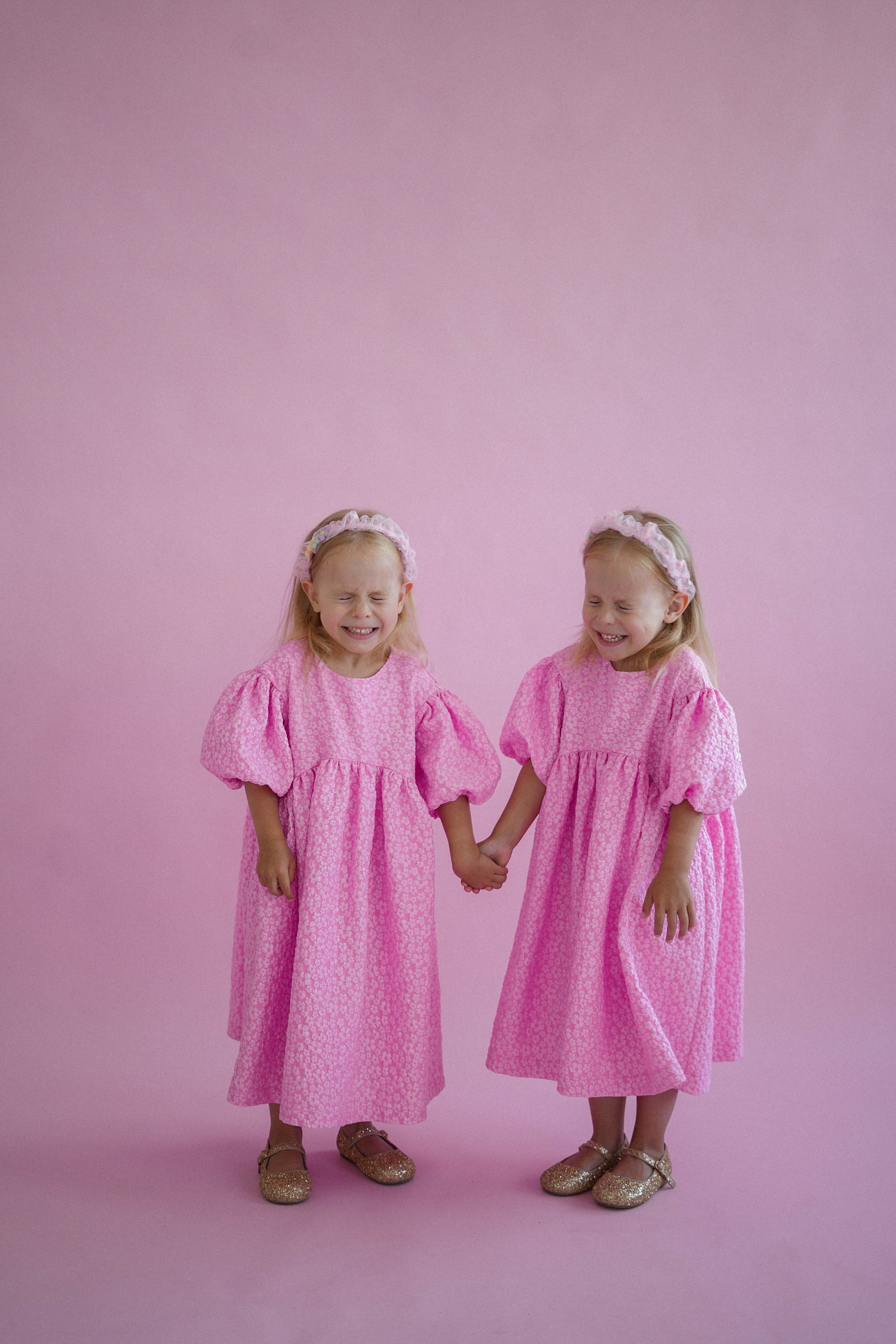 Катя и Варя день рождение. Фотограф Волгоград Анастасия Ли