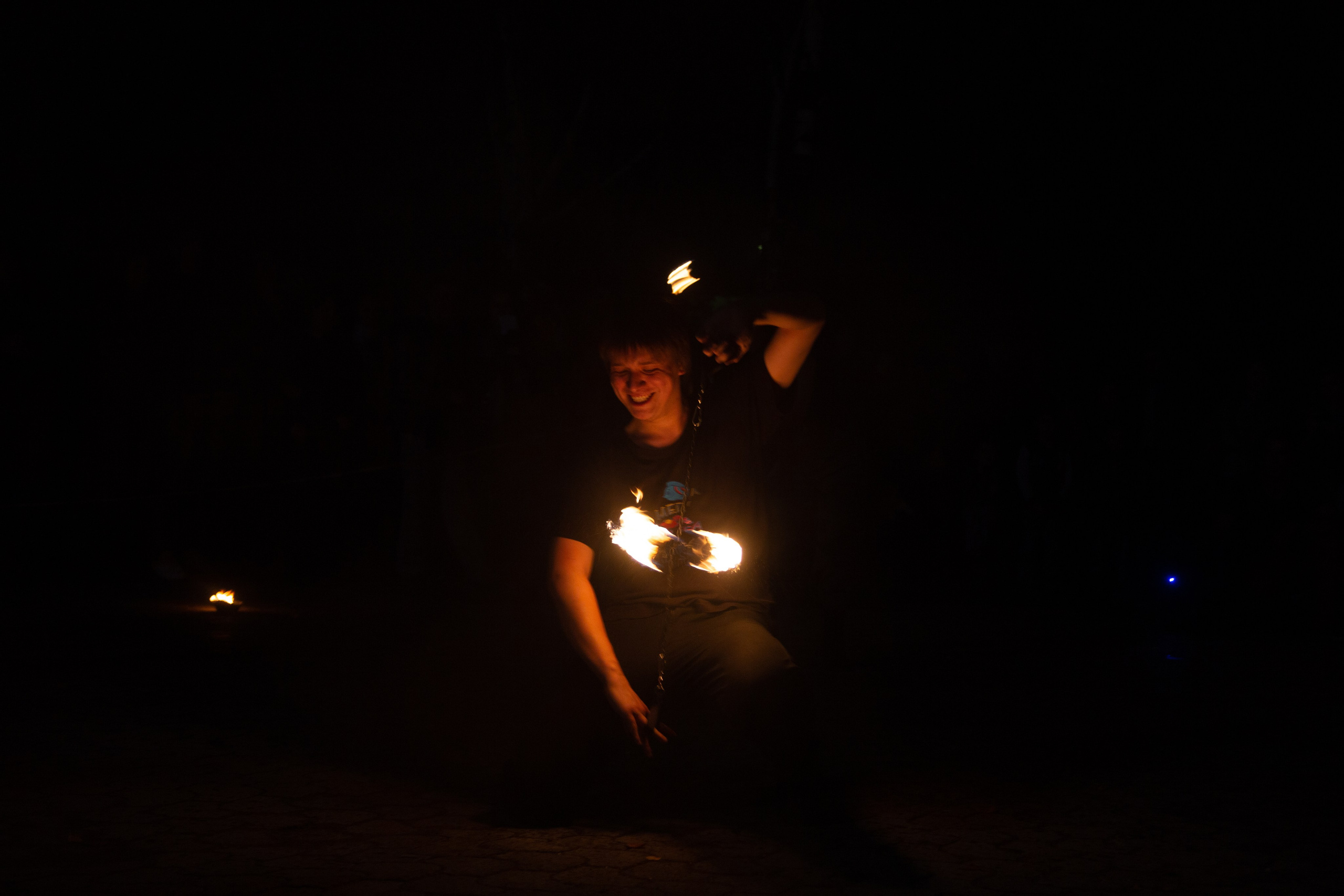 Огненное шоу в Перми. Фотограф Никита Попов. Фотограф Пермь. Фотосессия в фотостудии Перми и на свежем воздухе