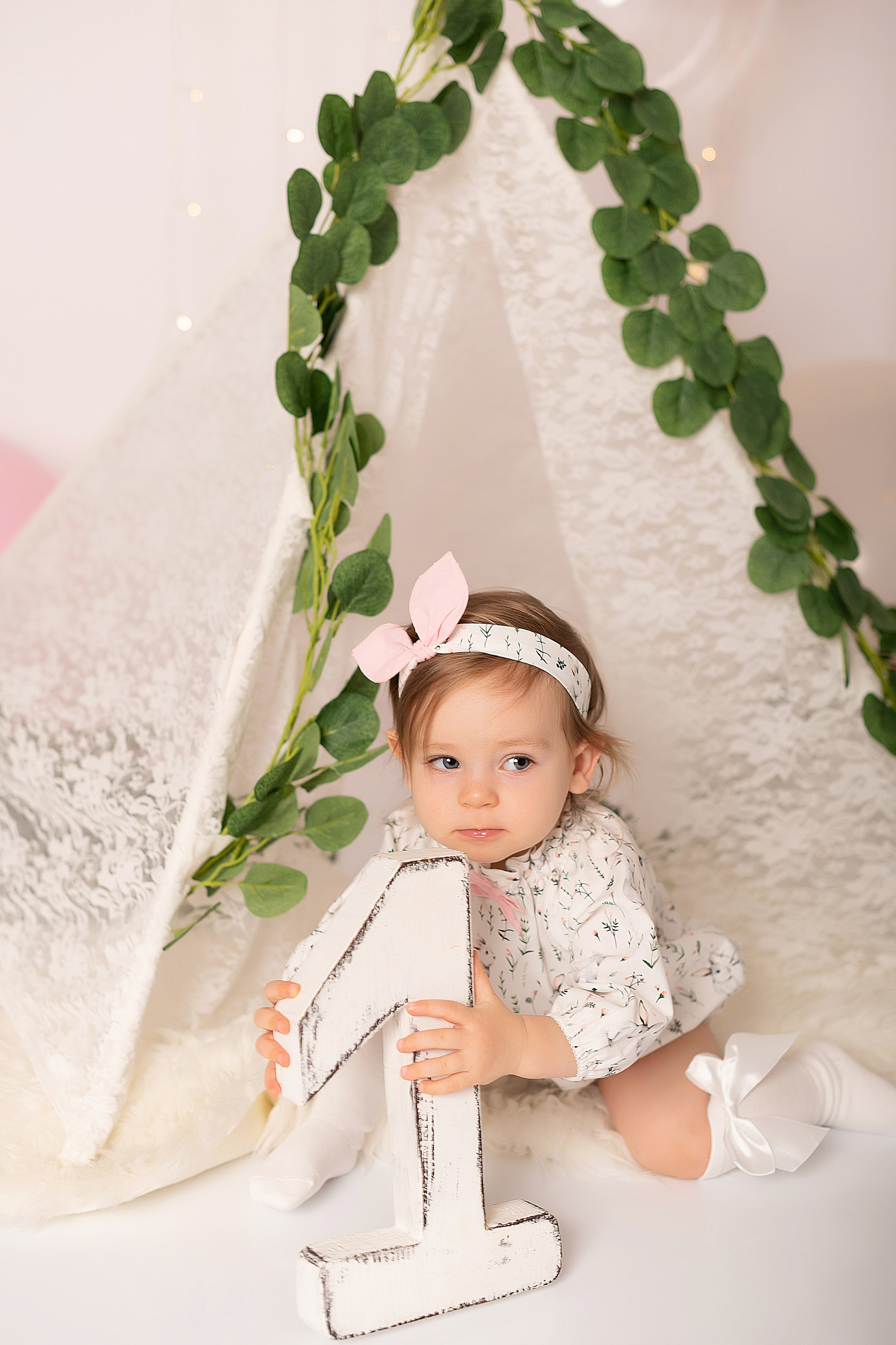 Юле 1 годик. Детский и семейный фотограф в Красноярске. Фотосессии новорожденных малышей до 1 месяца