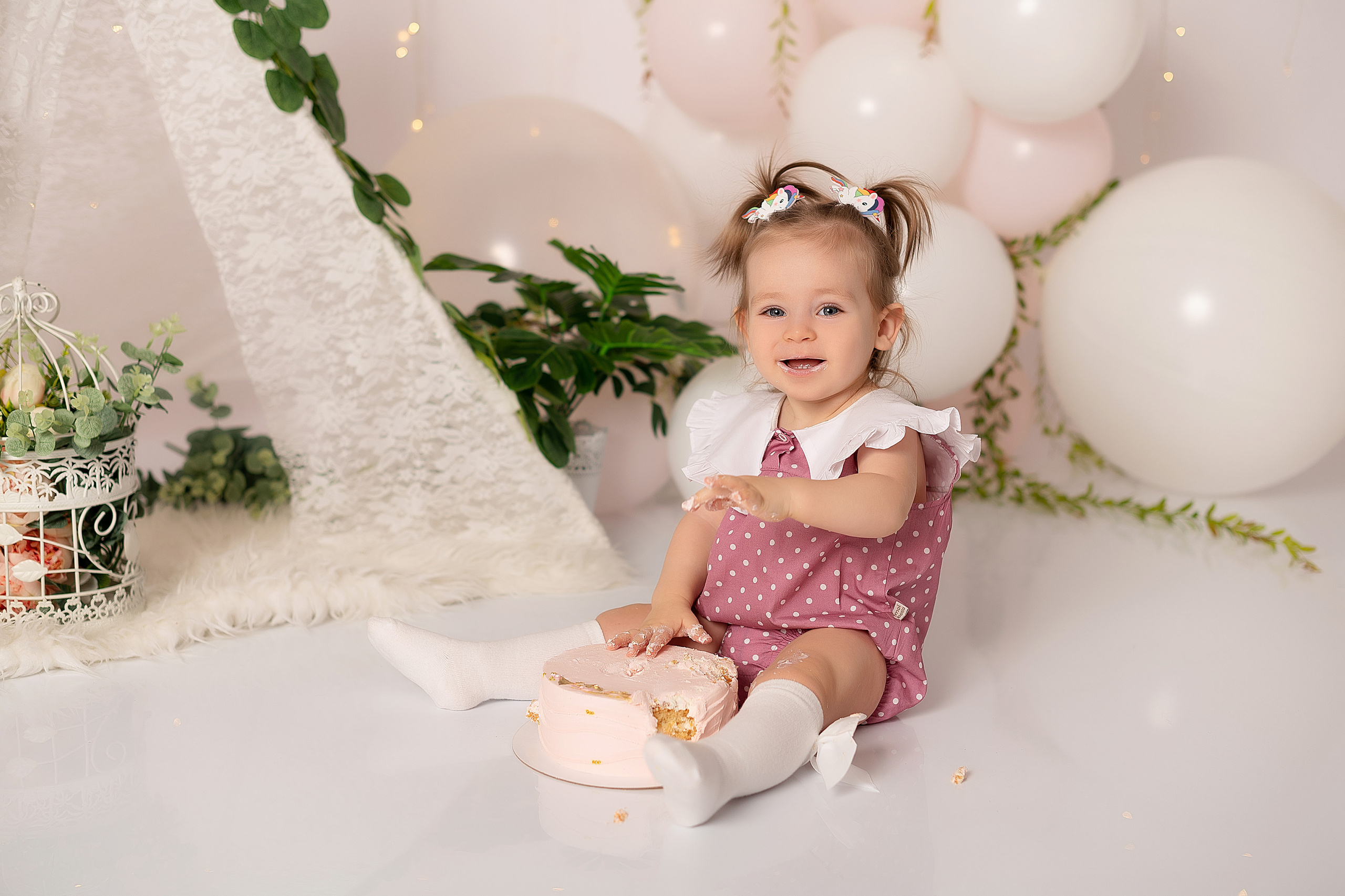 Юле 1 годик. Детский и семейный фотограф в Красноярске. Фотосессии новорожденных малышей до 1 месяца