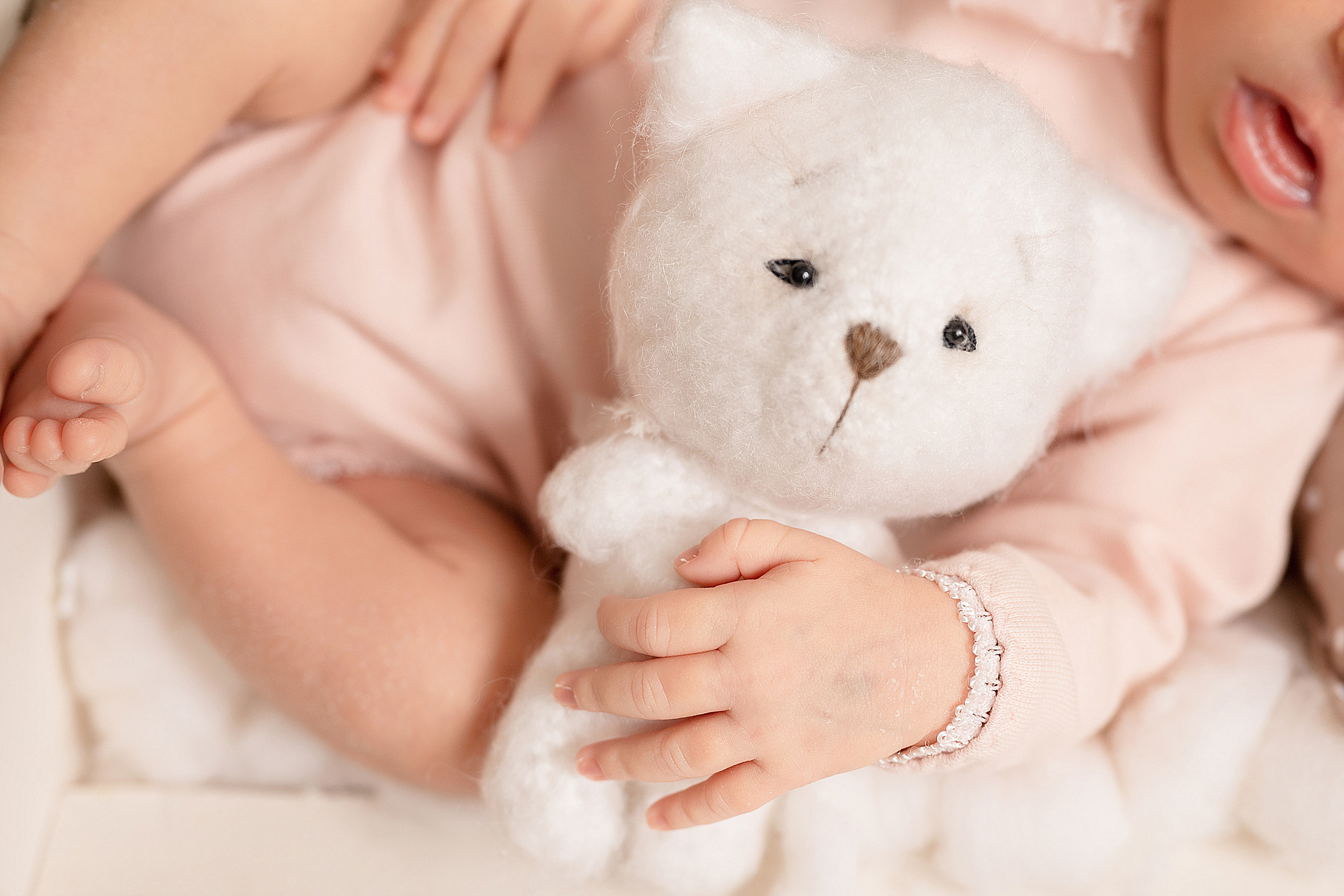 Айель. Детский и семейный фотограф в Красноярске. Фотосессии новорожденных малышей до 1 месяца