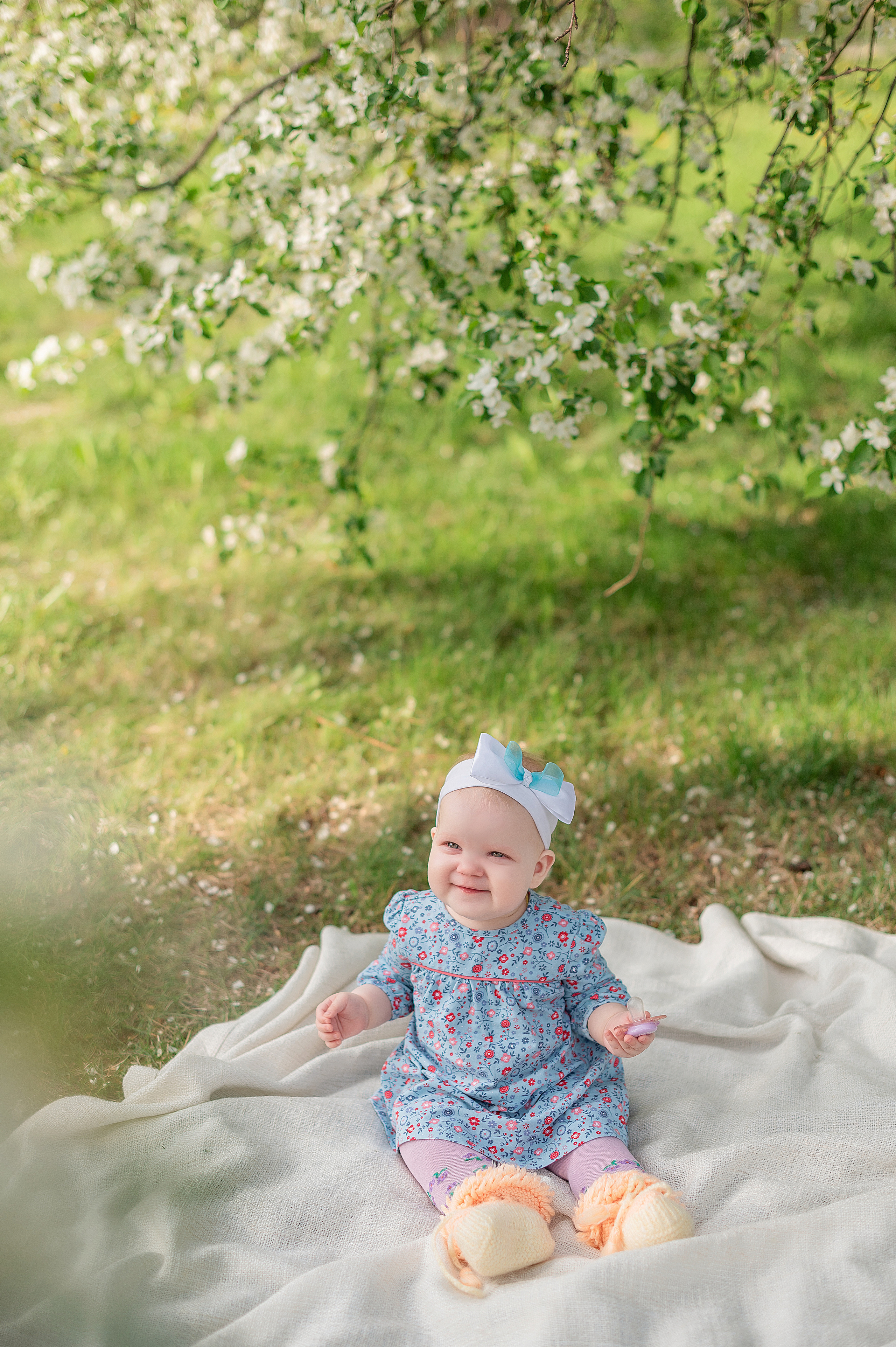 Фотосессии в цветении. Детский и семейный фотограф в Красноярске. Фотосессии новорожденных малышей до 1 месяца