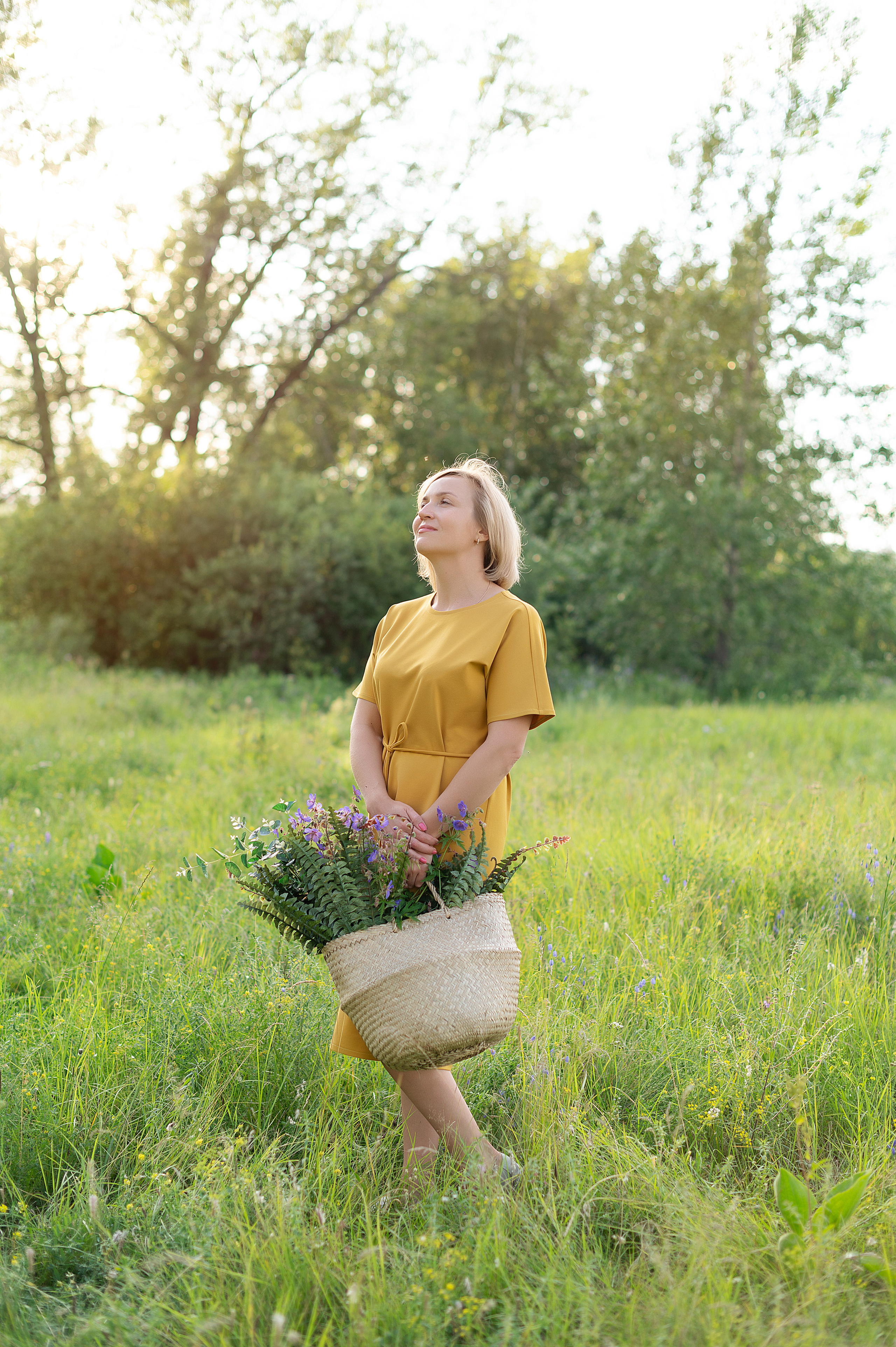 Фотосессии в цветении. Детский и семейный фотограф в Красноярске. Фотосессии новорожденных малышей до 1 месяца