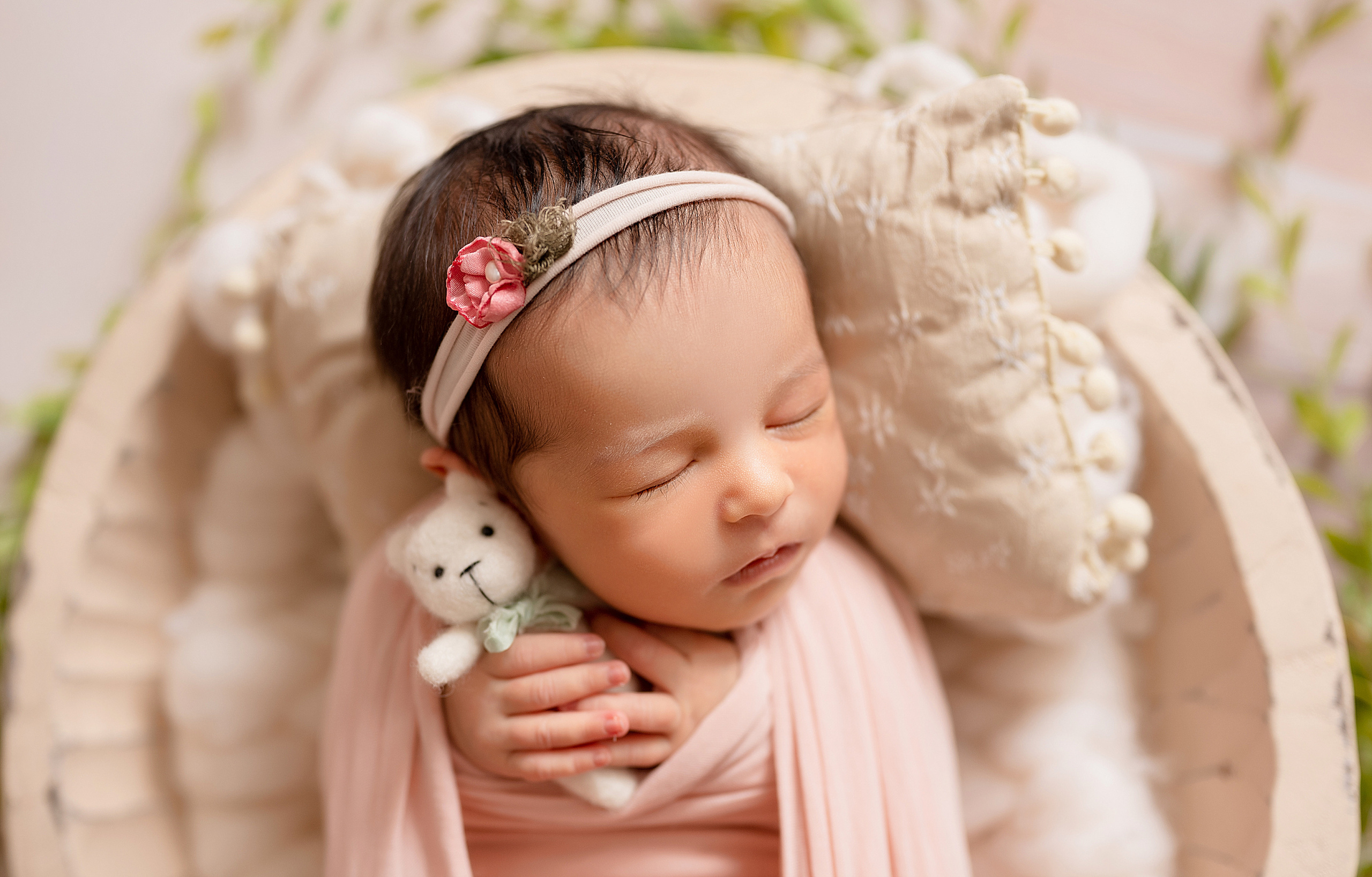 Айель. Детский и семейный фотограф в Красноярске. Фотосессии новорожденных малышей до 1 месяца
