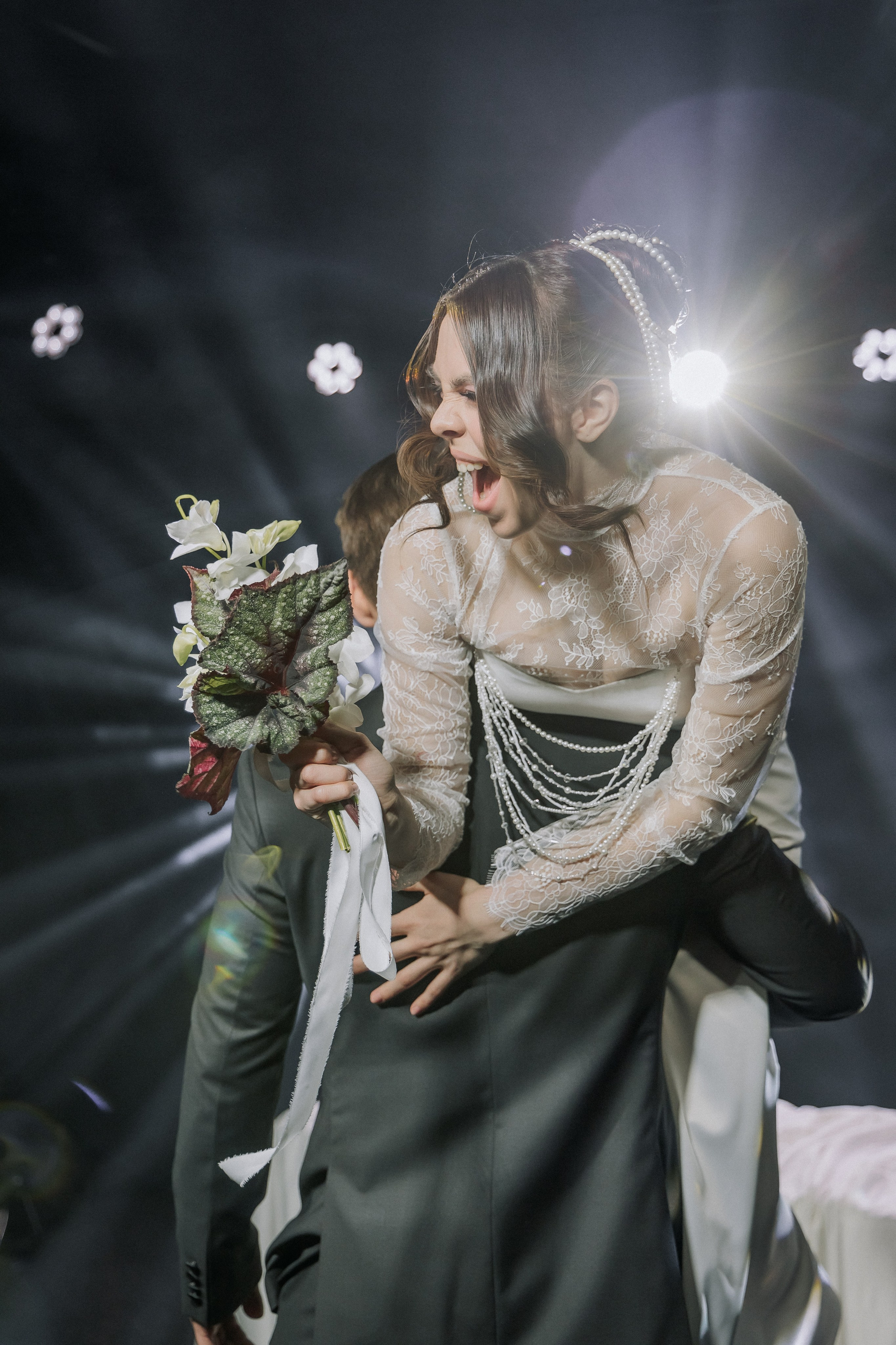 Мария & Александр. Любовь со светом. Свадебная фотография. Арина Рубах