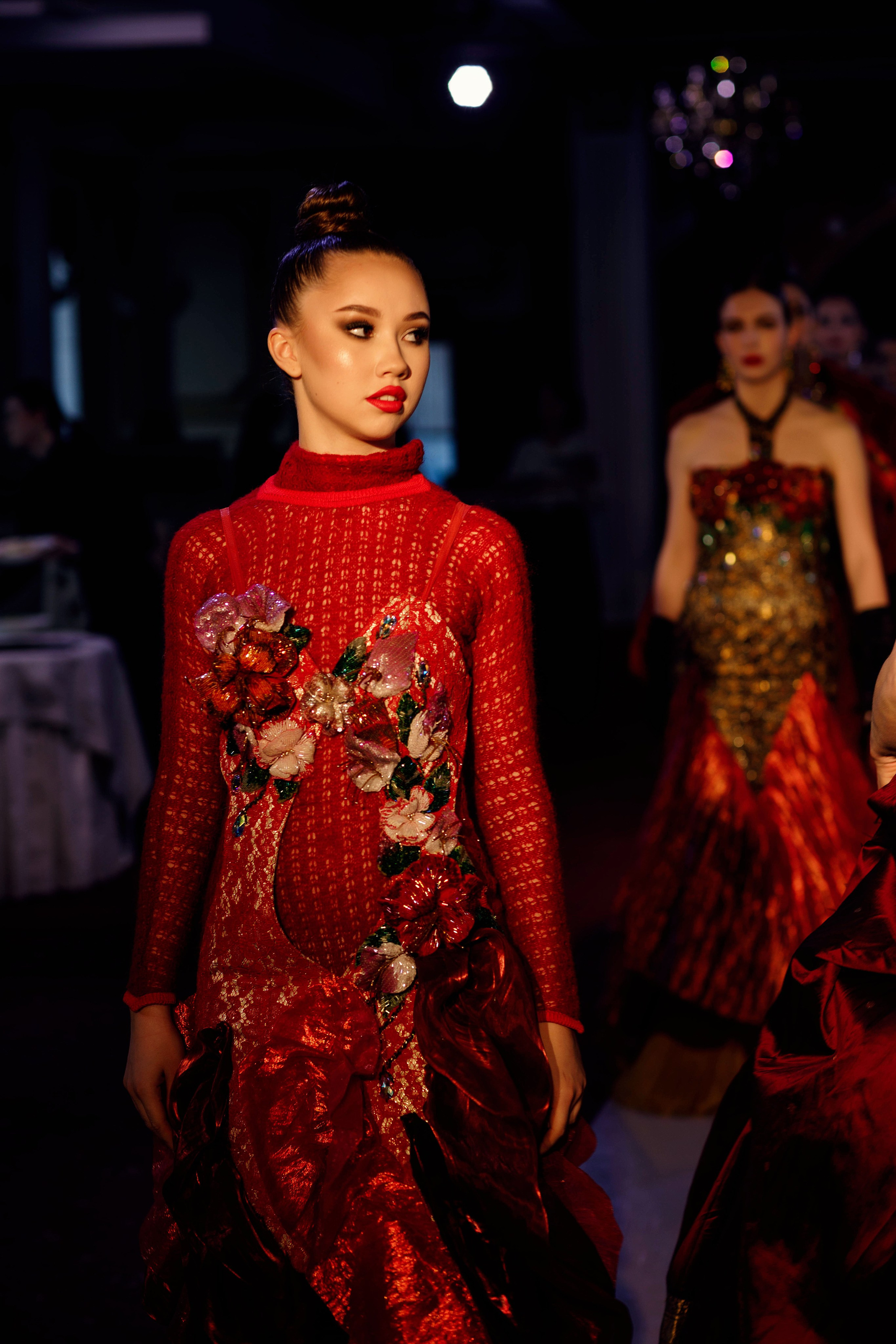 Показ коллекции Игоря Дадиани — 2023.04.01. Портретный и репортажный фотограф в Чебоксарах Андриян Чаркин