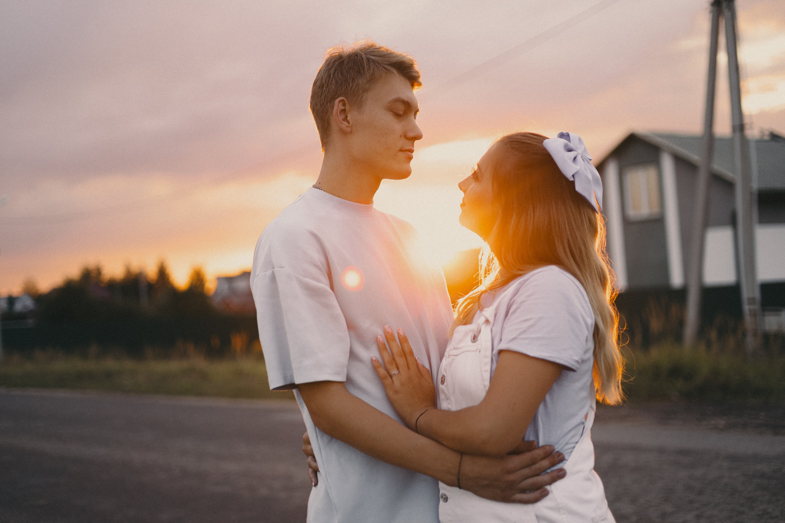 Михаил и Валерия | Подсолнухи. Фотограф Мария Лаенко