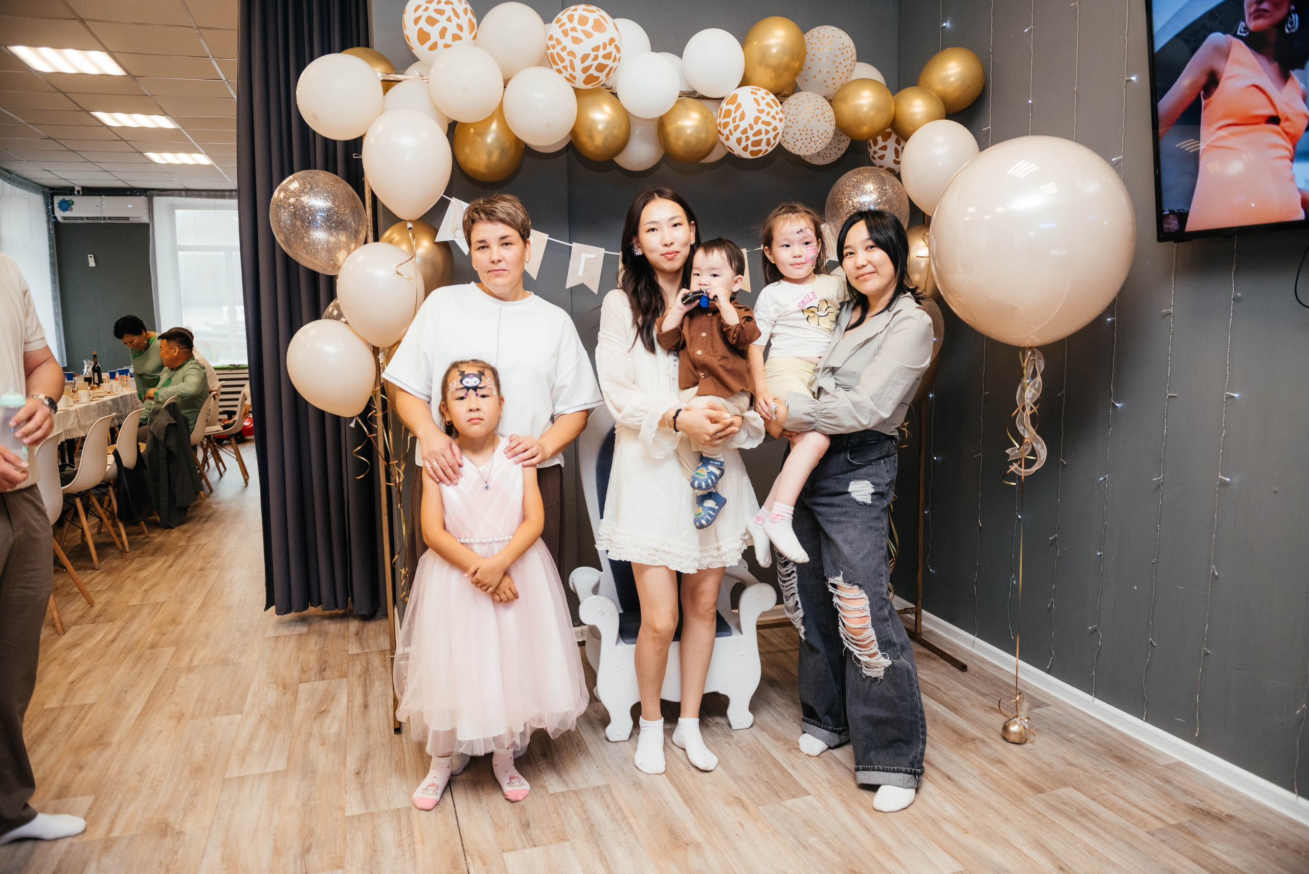 С первым годиком. Фотограф Эллина Дар г. Улан-Удэ