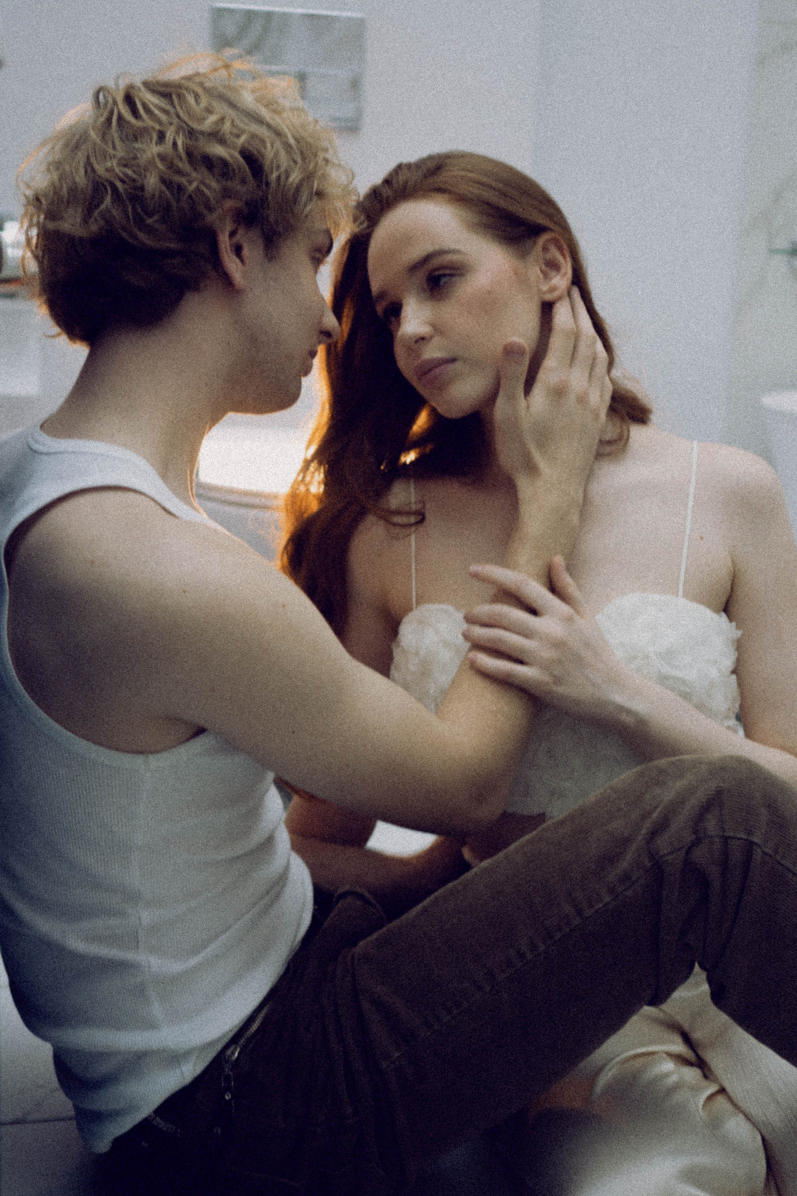 СВАДЕБНАЯ СЬЕМКА В ОТЕЛЕ. СБОРЫ ЖЕНИХА И НЕВЕСТЫ И ТАКЖЕ ТОР И ПОДГОТОВКА К ПРОГУЛКЕ. Профессиональный фотограф, Санкт-Петербург — Виктория Богомолова