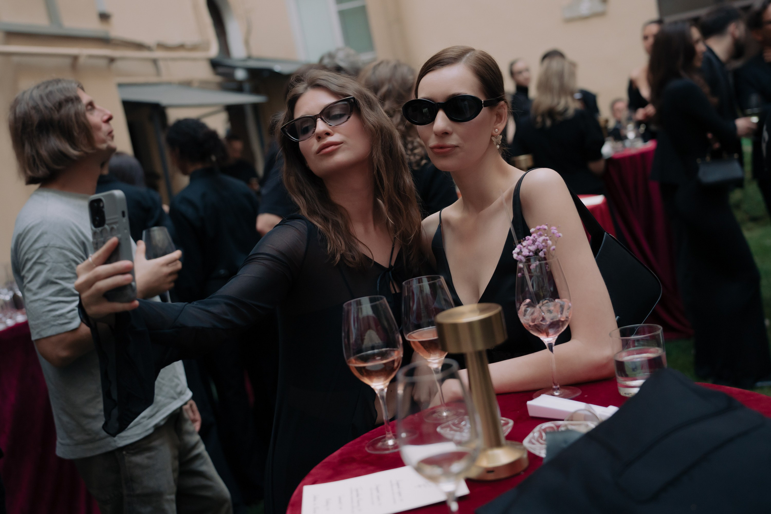 Адище города. Портретный и репортажный фотограф в Санкт-Петербурге Максим Пашков