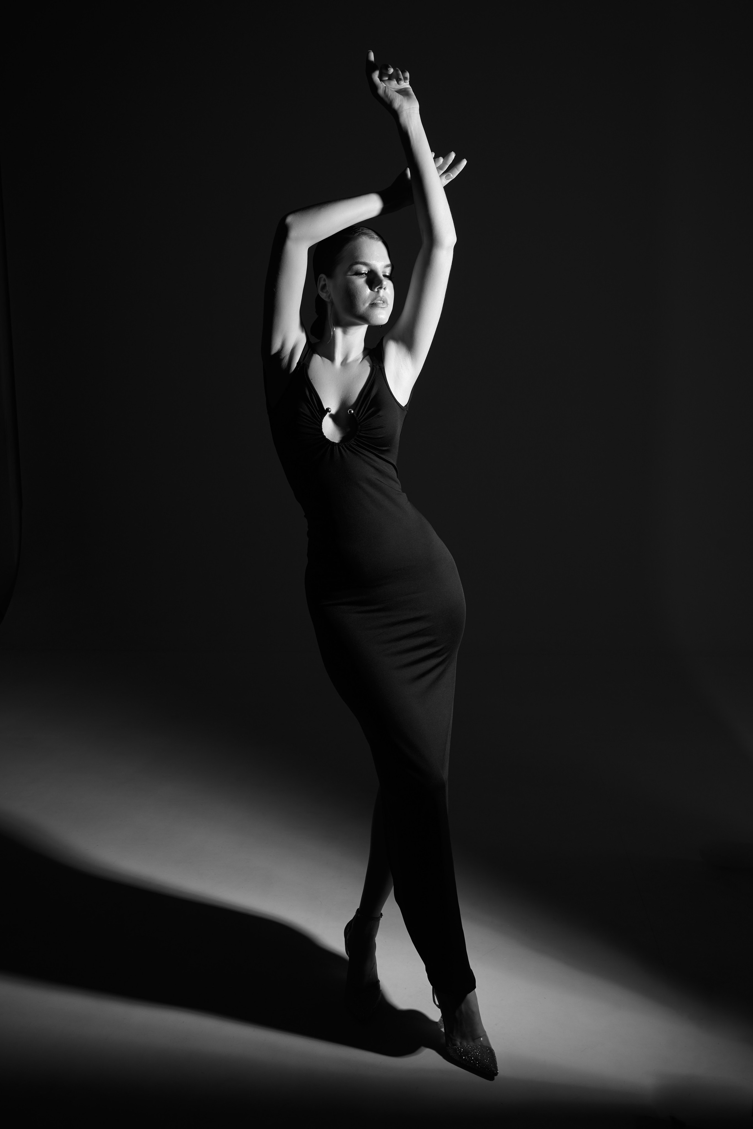 Черно-белая элегантная фотосессия. Анна Потявина. Фотограф Москва