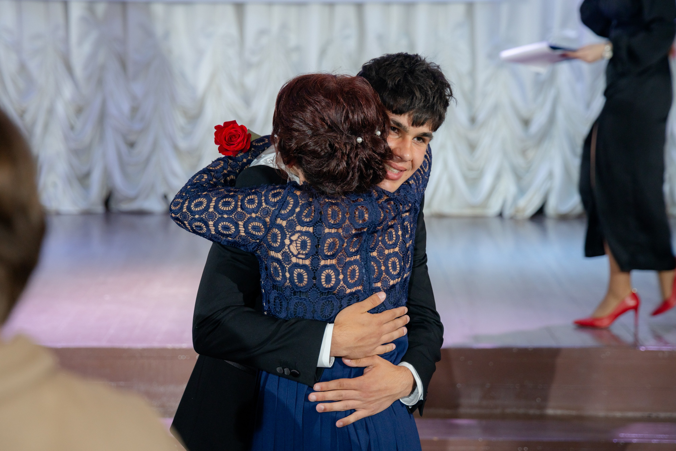 Школьный выпускной 2024 год в Соколе (Минск). Свадебный фотограф в Минске/Беларуси Сергей Спиридонов