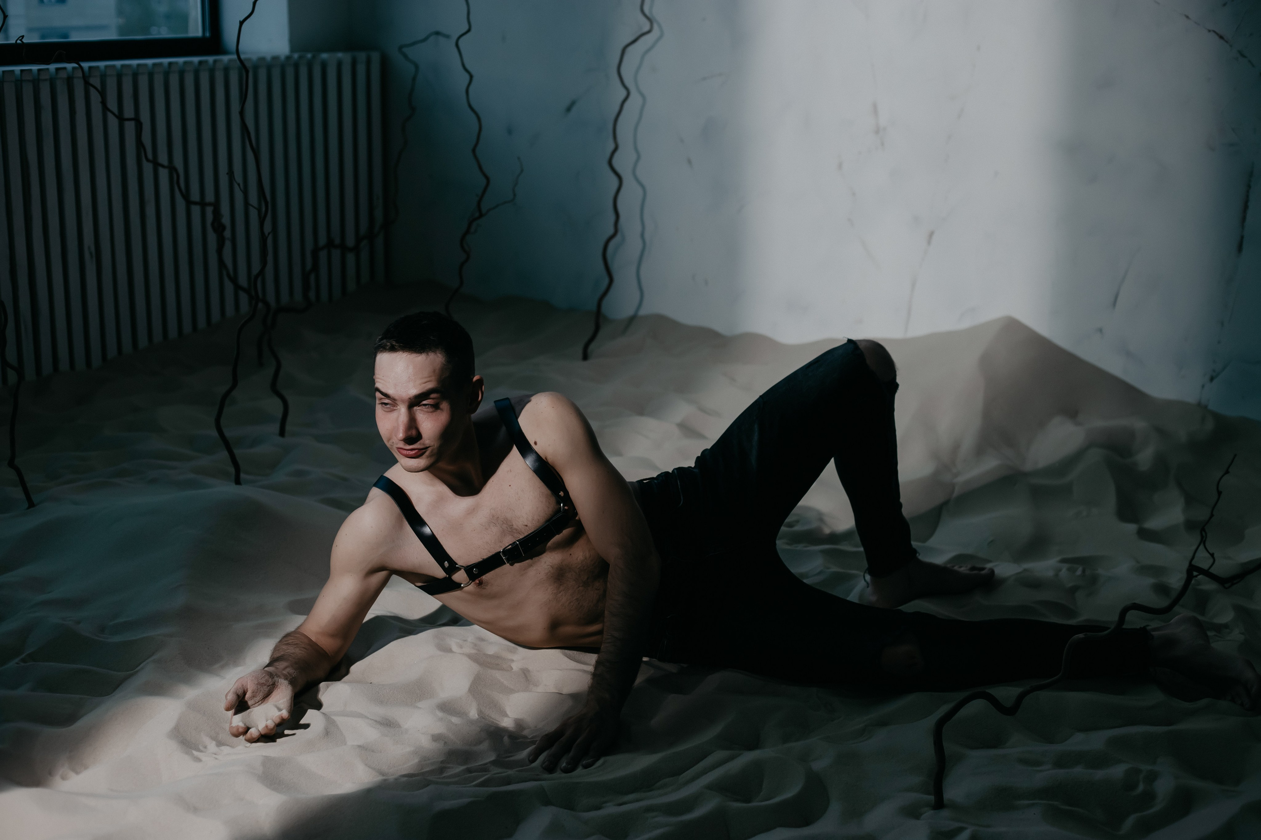 Евгений. Фото в песке. Фотограф Регина Крикунова г. Красноярск