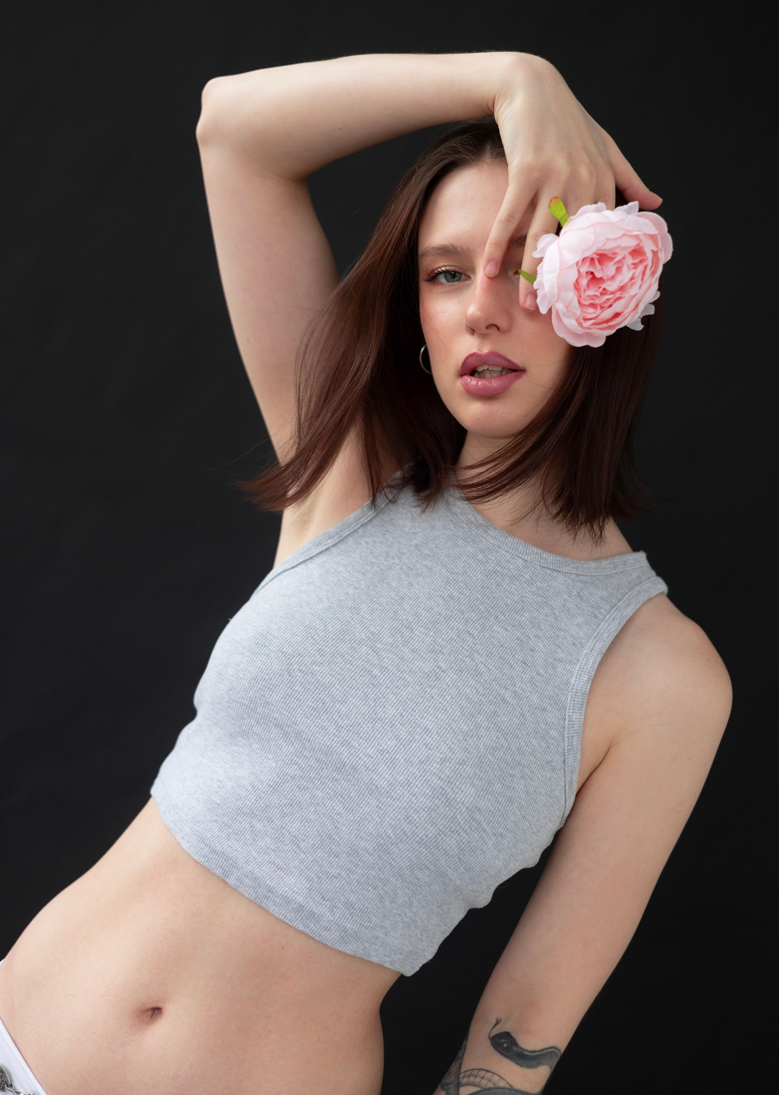 Studio Yanita. Юлия Астра: Фотограф в Санкт-Петербурге. Снимаю женские портреты, уличные съёмки в Петербурге и людей с их собаками