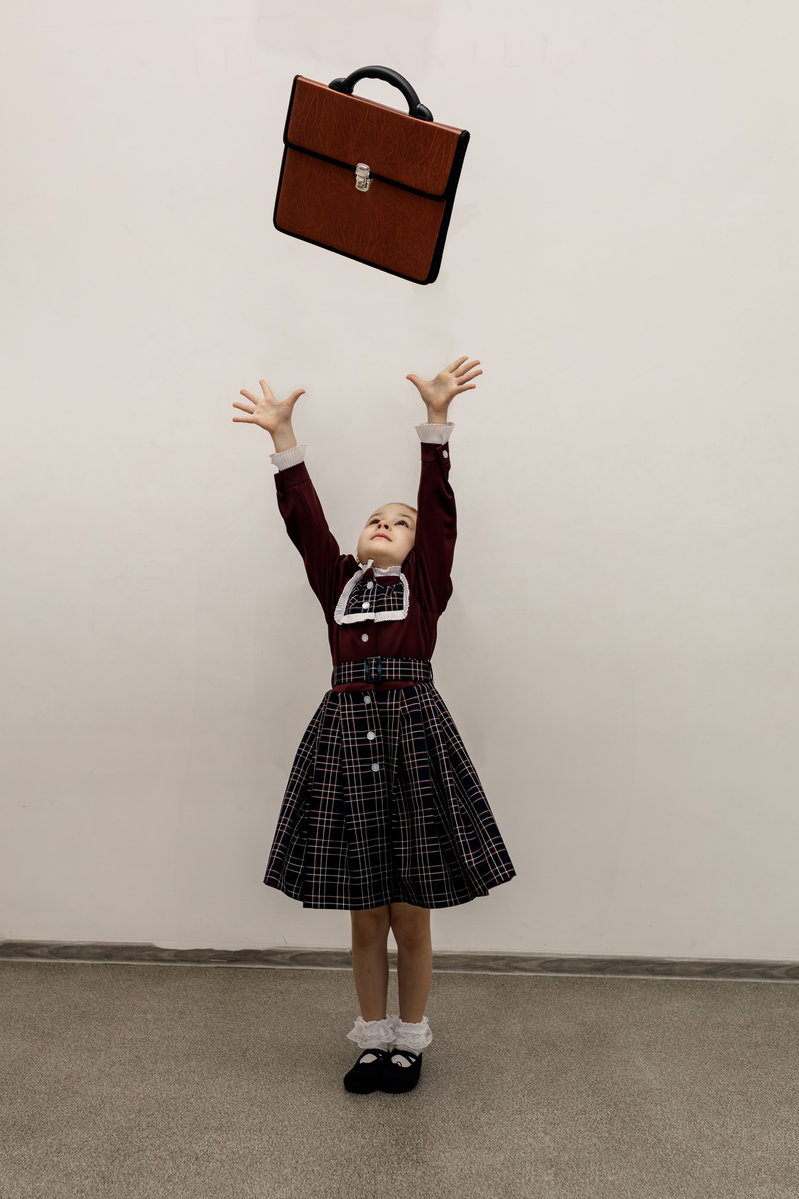 Гимназистки. Фотограф Марина Кушпилева. Омск, Москва