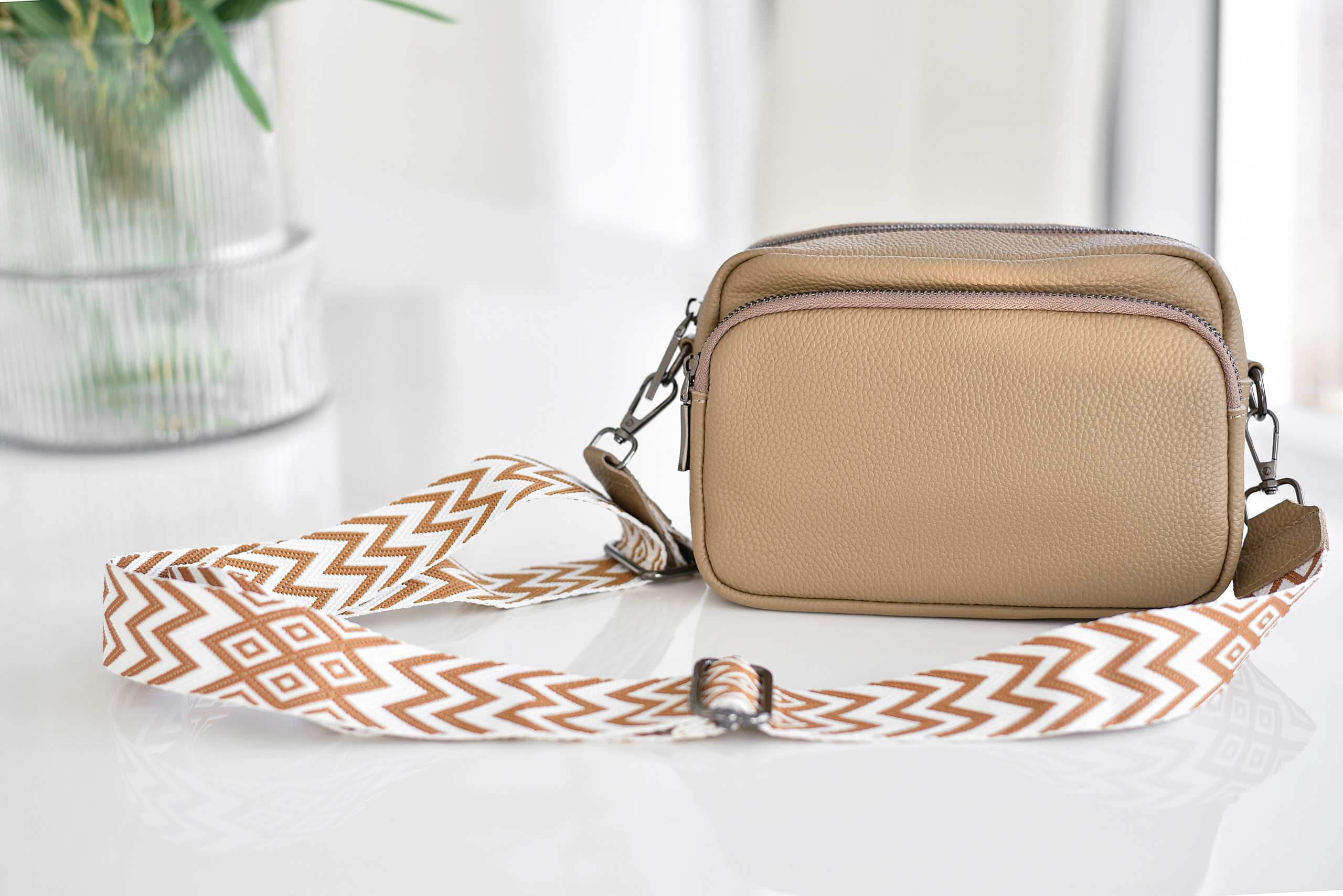 Кейс «Сумки для Melena shop». Фотограф Таина Комбарова