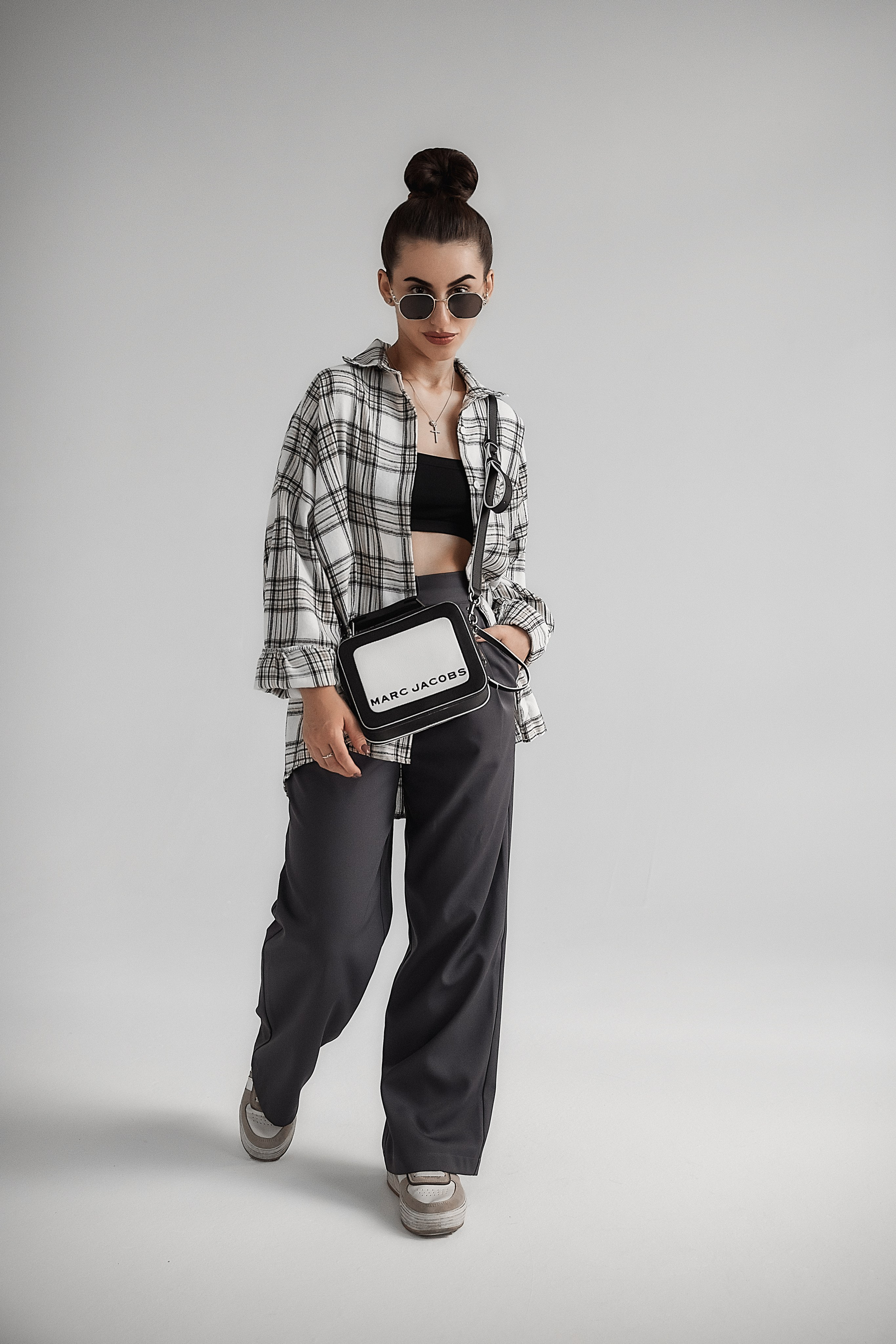 Рекламная фотография Москва | Контент для брендов | Предметная съемка. Фотограф брендов и бизнеса в Москве Алексей Сентюрин