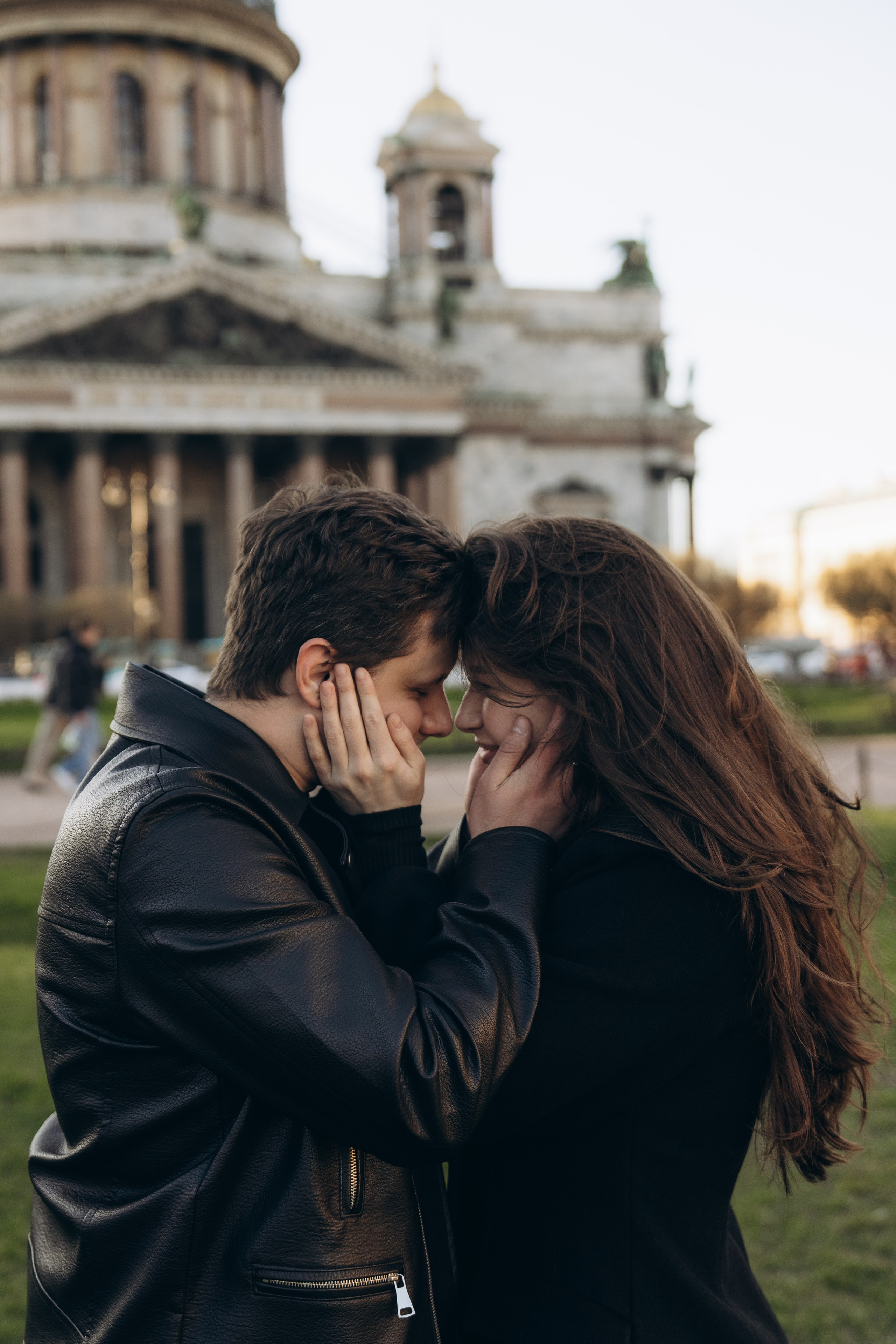 Лавстори прогулка в Санкт-Петербурге. Свадебный фотограф в Москве Анна Полушина