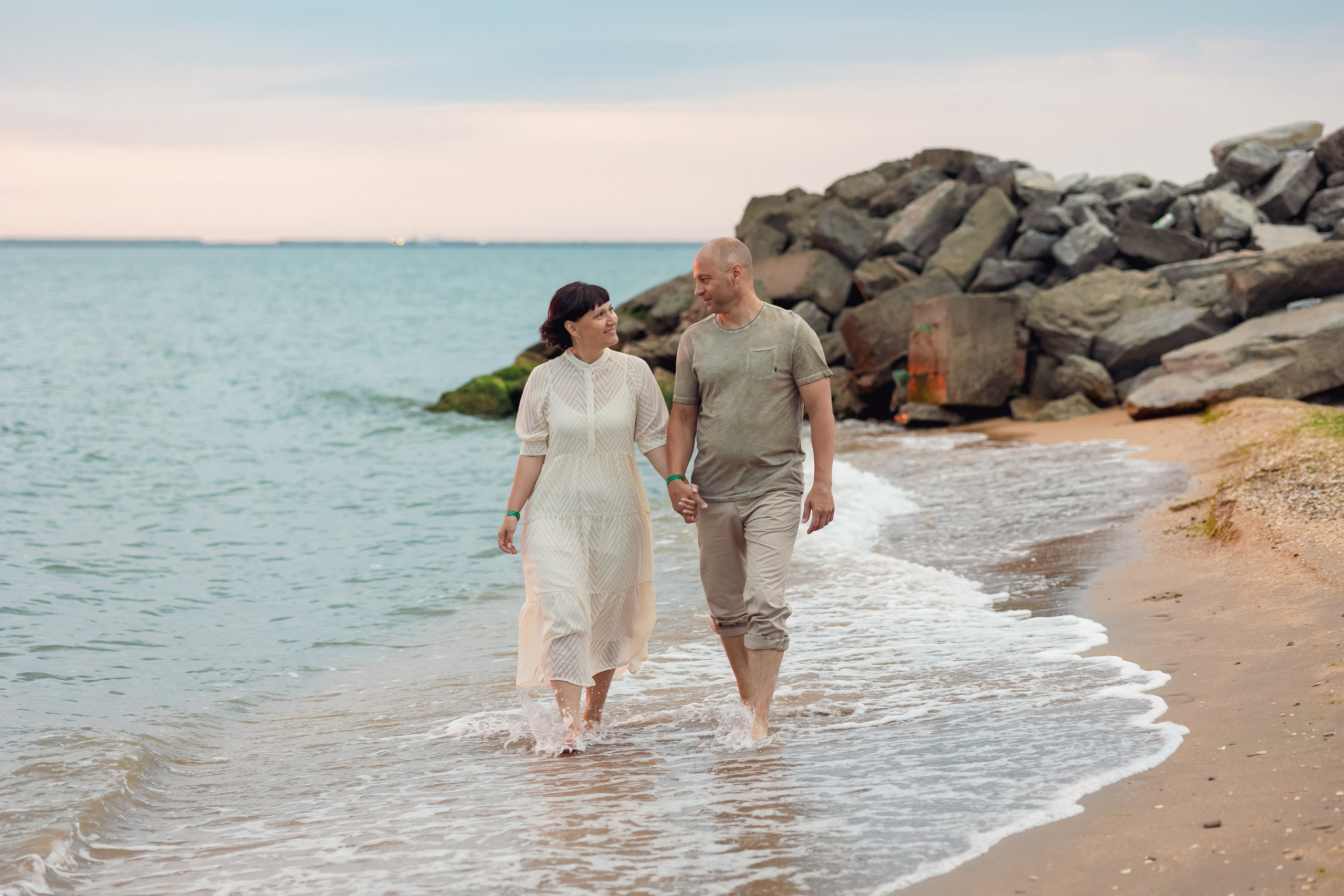 Елена с супругом на рассвете. Свадебный и семейный фотограф в Каспийске Алёна Нурмагомедова