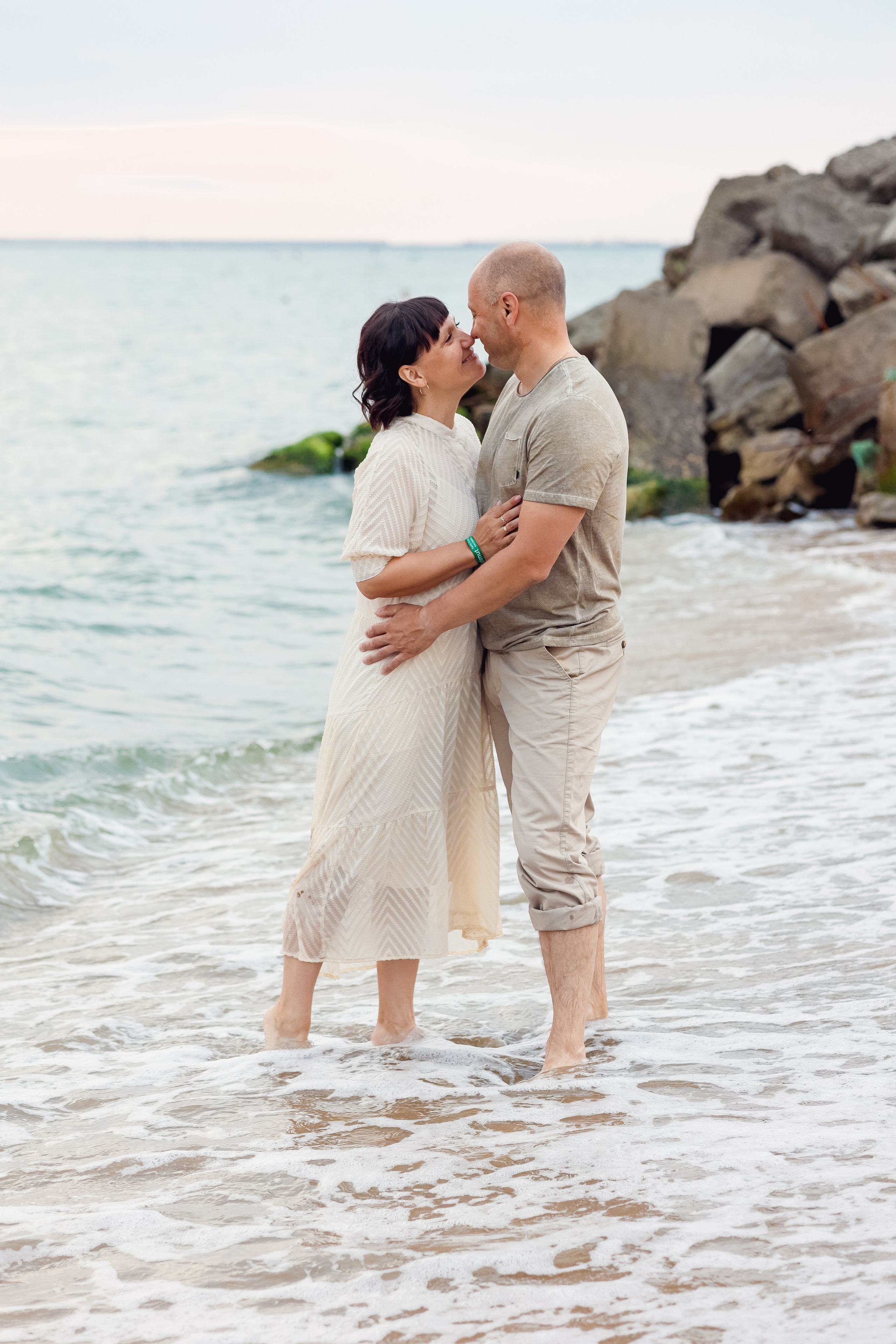Елена с супругом на рассвете. Свадебный и семейный фотограф в Каспийске Алёна Нурмагомедова