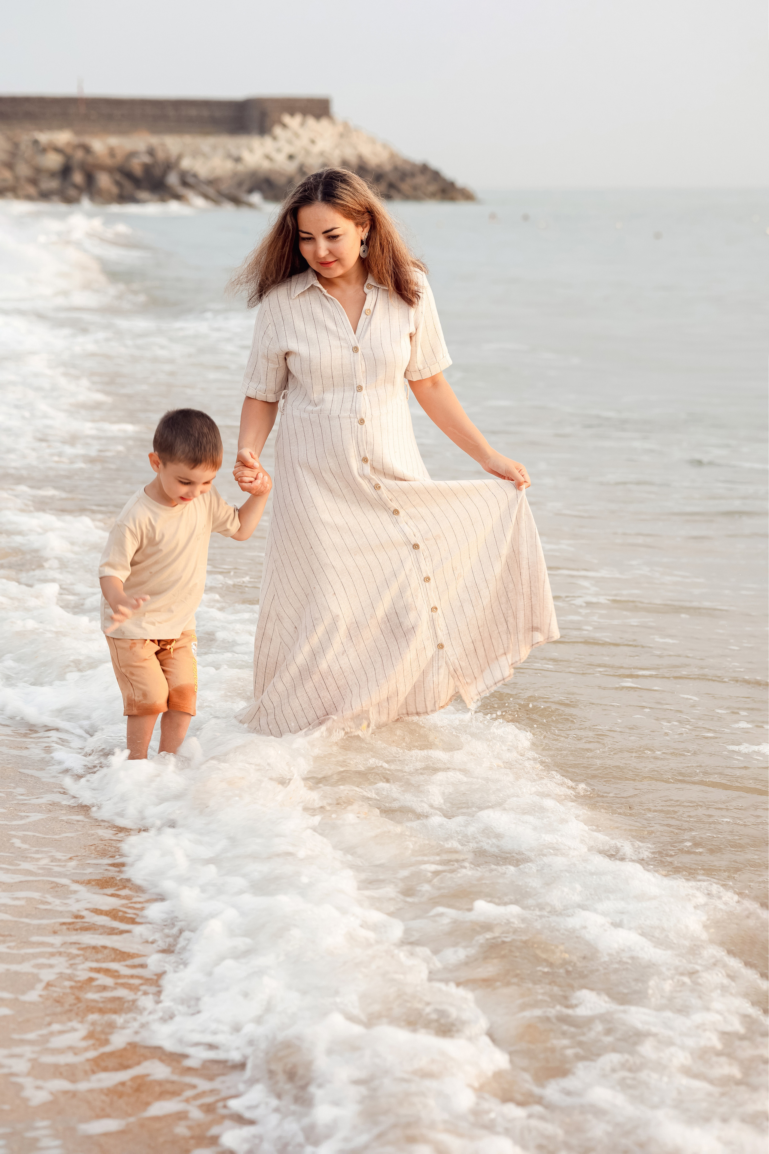 Гаяна с семьей на рассвете. Свадебный и семейный фотограф в Каспийске Алёна Нурмагомедова
