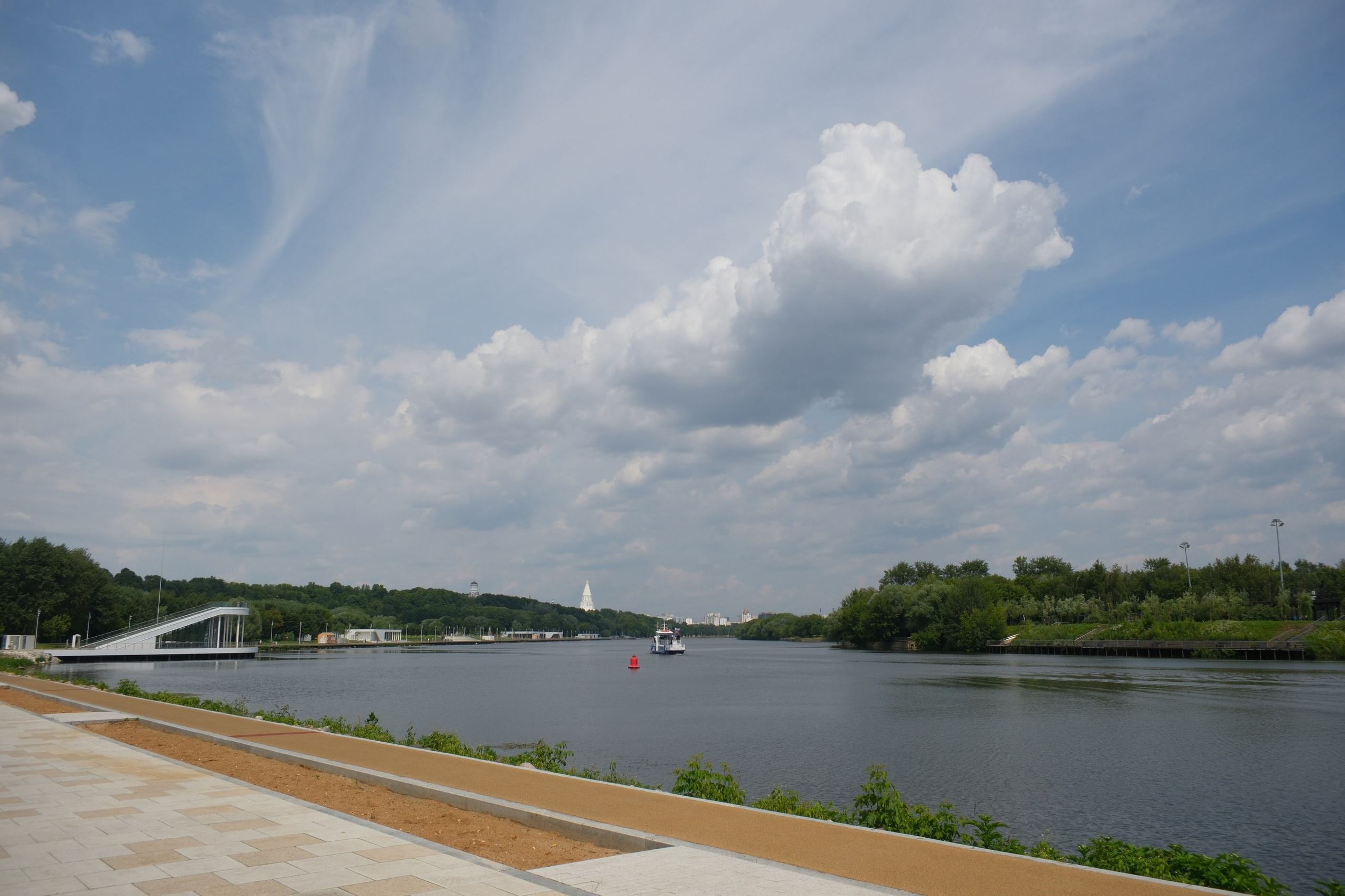 В Коломенском 07.07.2025. Улица, люди, жизнь…