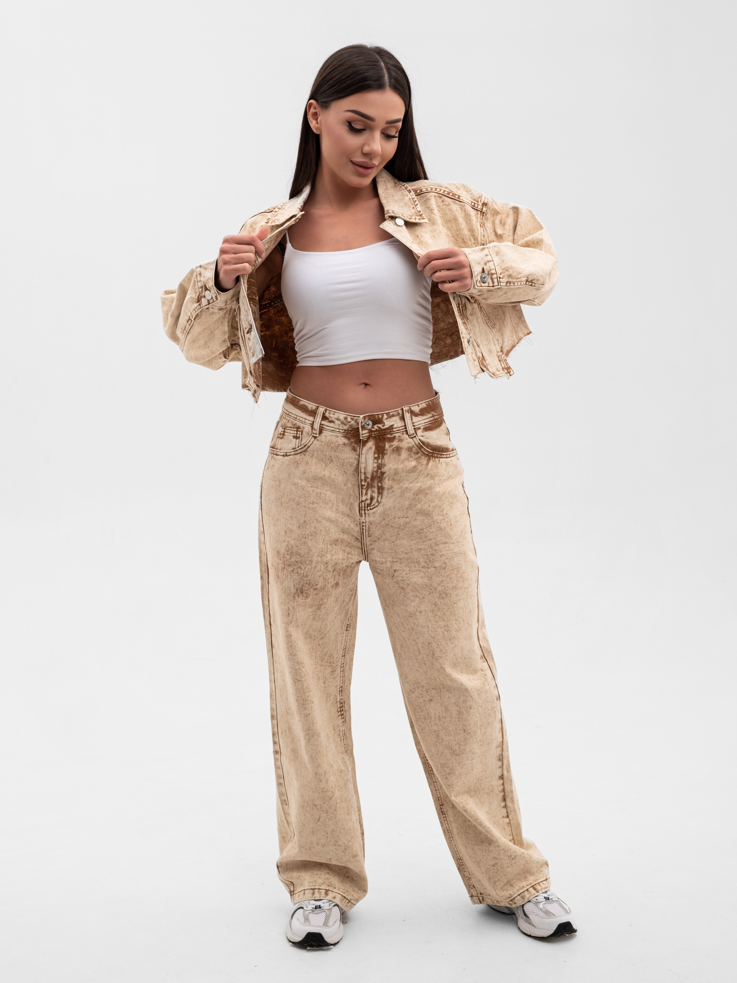 Летние, выпускные платья и костюмы. Предметный фотограф, фото для маркетплейсов Пятигорск, КМВ