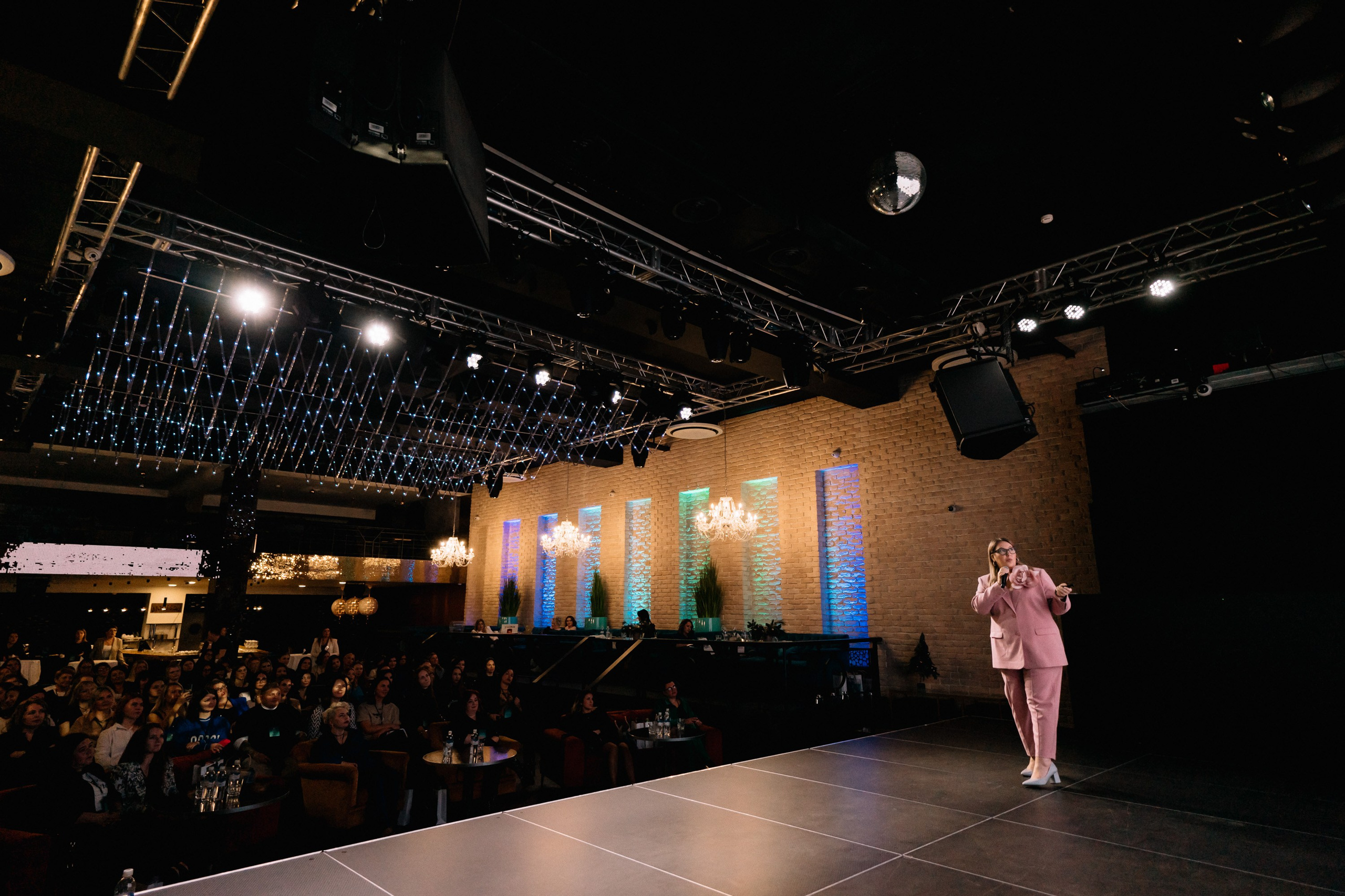 Фотосъёмка конференций и форумов в Москве. Алиса Пиневич Фотограф Москва