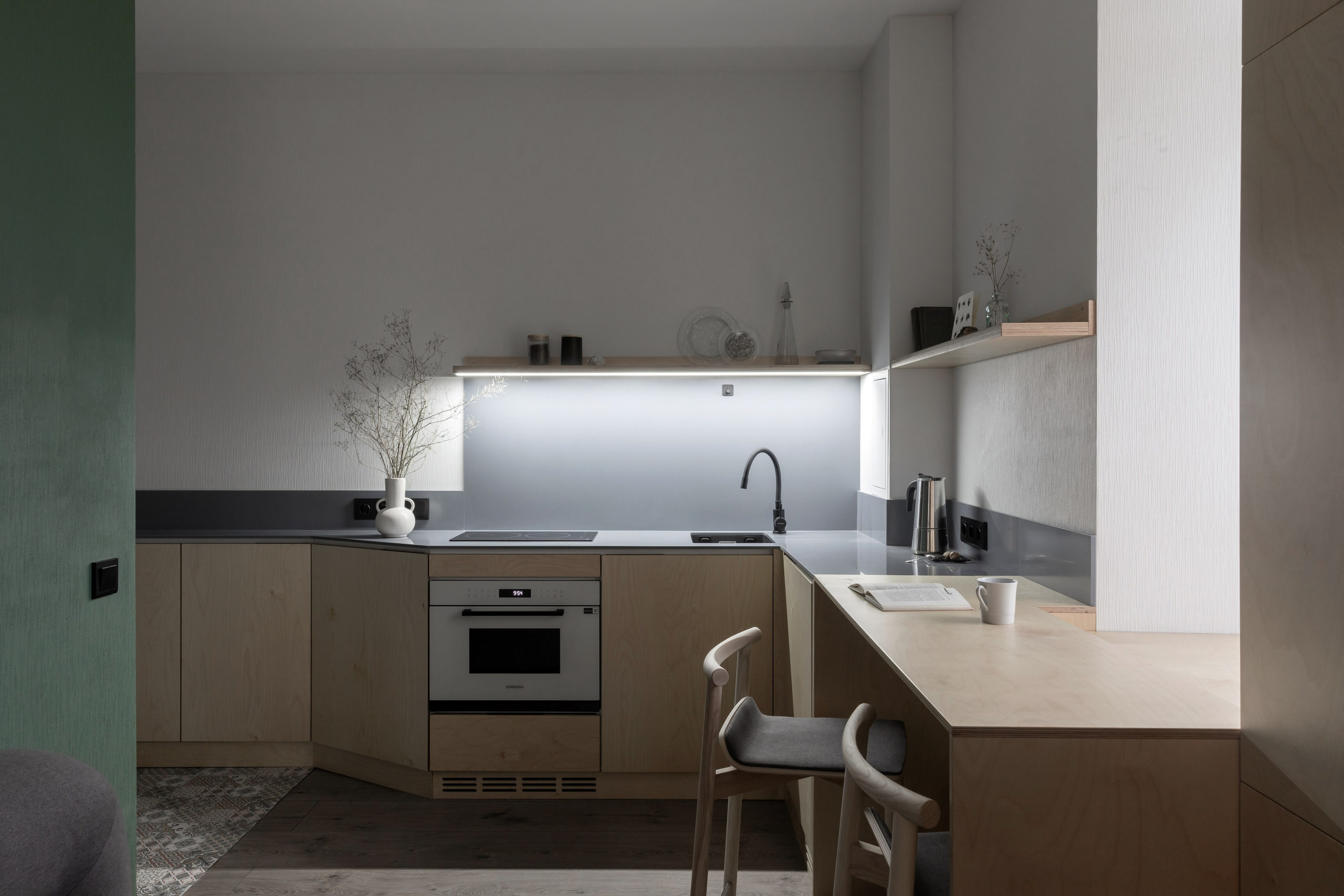 Квартира студия в Петербурге. Наталья Мавренкова интерьерный фотограф, декоратор в Санкт-Петербурге