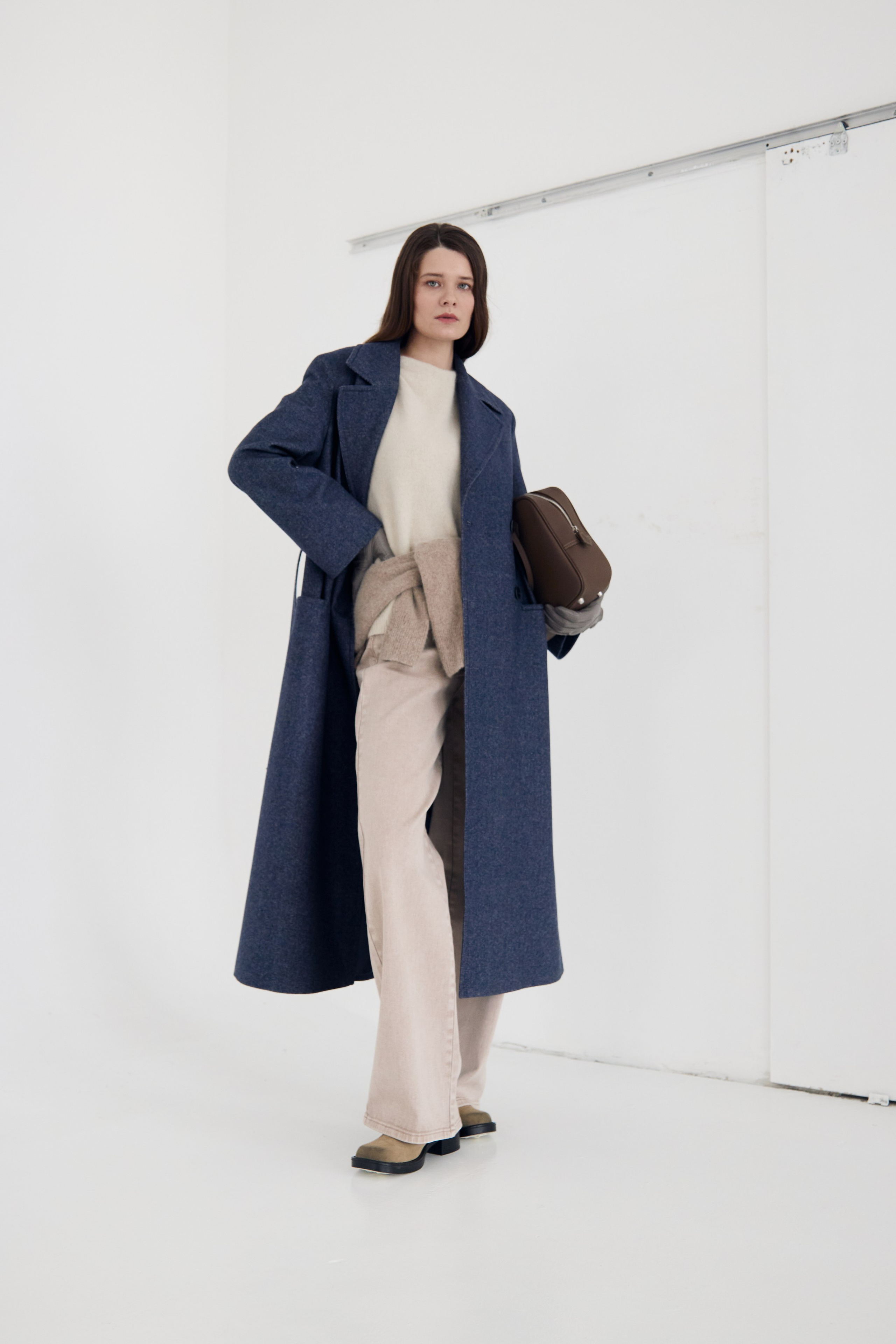 Верхняя одежда. Лукбук — весна. Визажист для брендов, Фэшн продюсер Олеся Глушкова