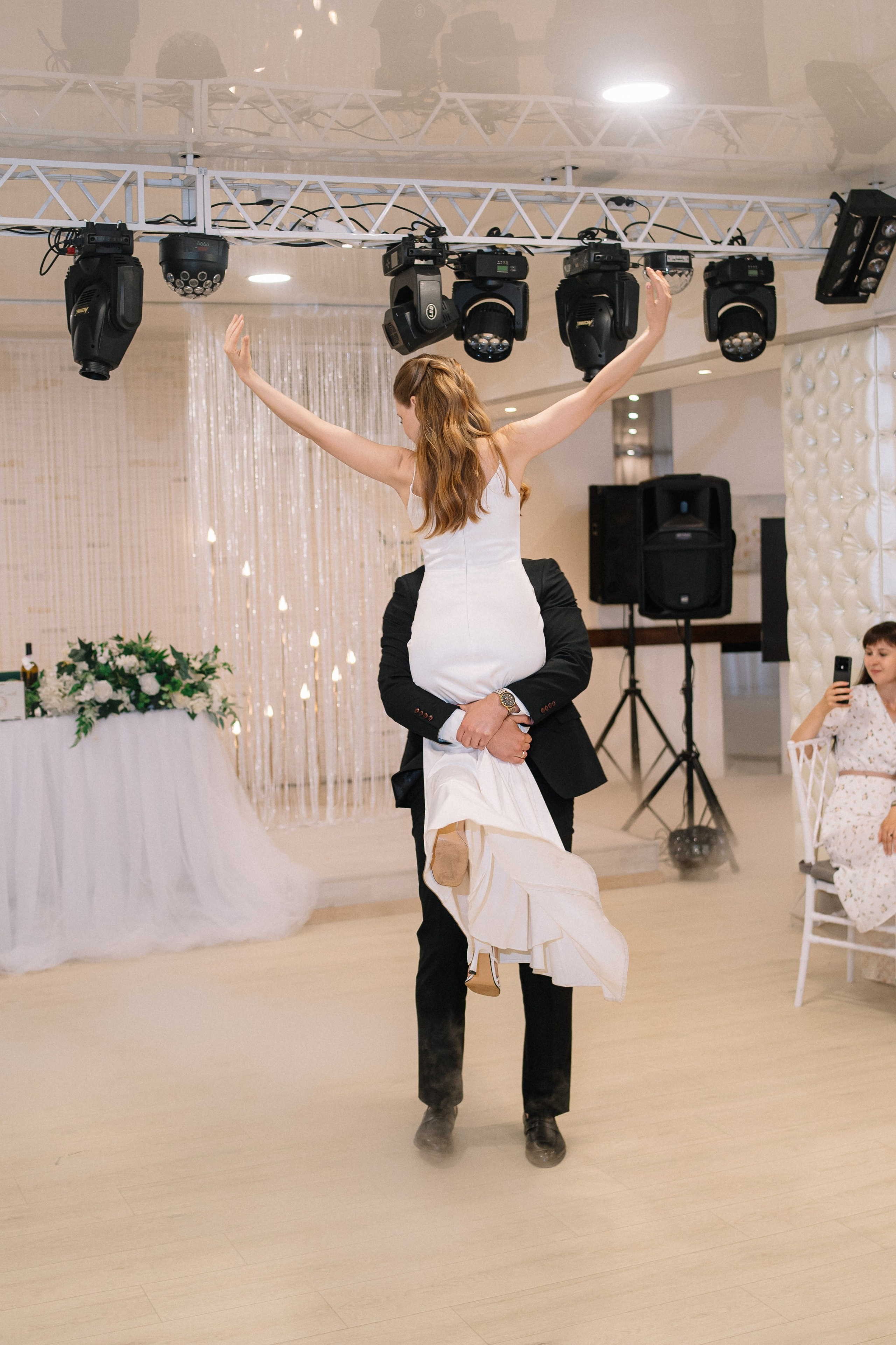 Анастасия и Роман — банкет Времена года. Репортажный (Event) фотограф в Барнауле | Даниил Маркин | Качество и вайб