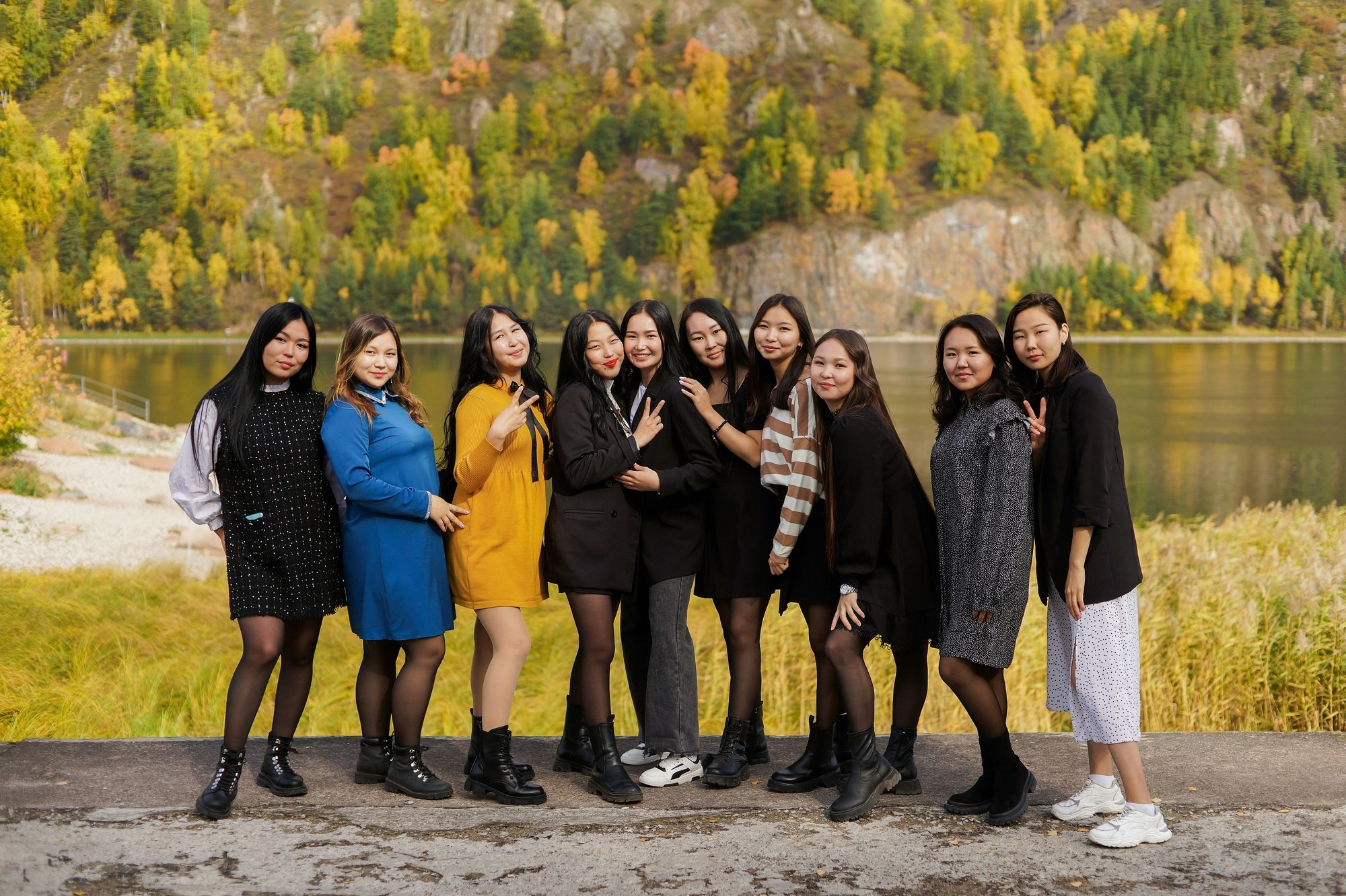 Осенняя съёмка для выпускников Дивногорского медицинского техникума. СИГМА | Студия выпускных альбомов Красноярск