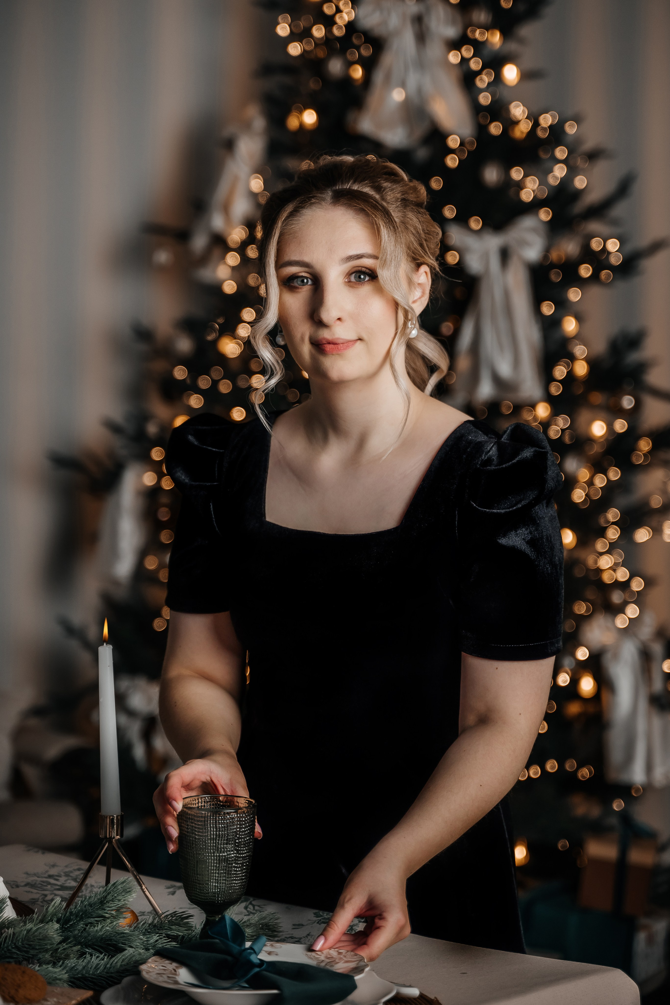 Мама, папа и маленькая принцесса (студия Молоко, зал Милена). Фотограф в Дзержинске Наташа Баева