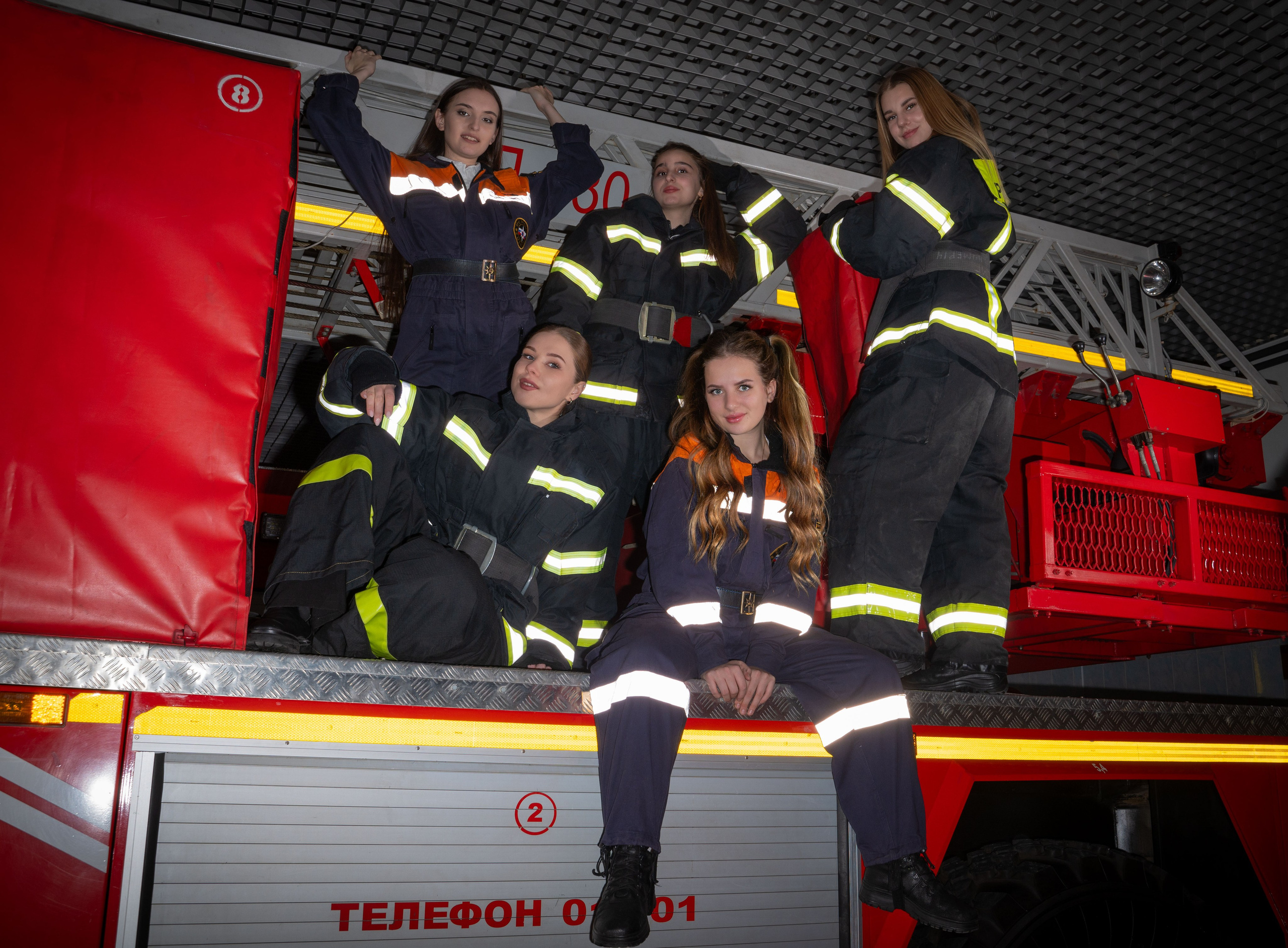 Девочки МЧС. г. Санкт-Петербург. Vadim Nevenglovskii Фотограф в разных жанрах