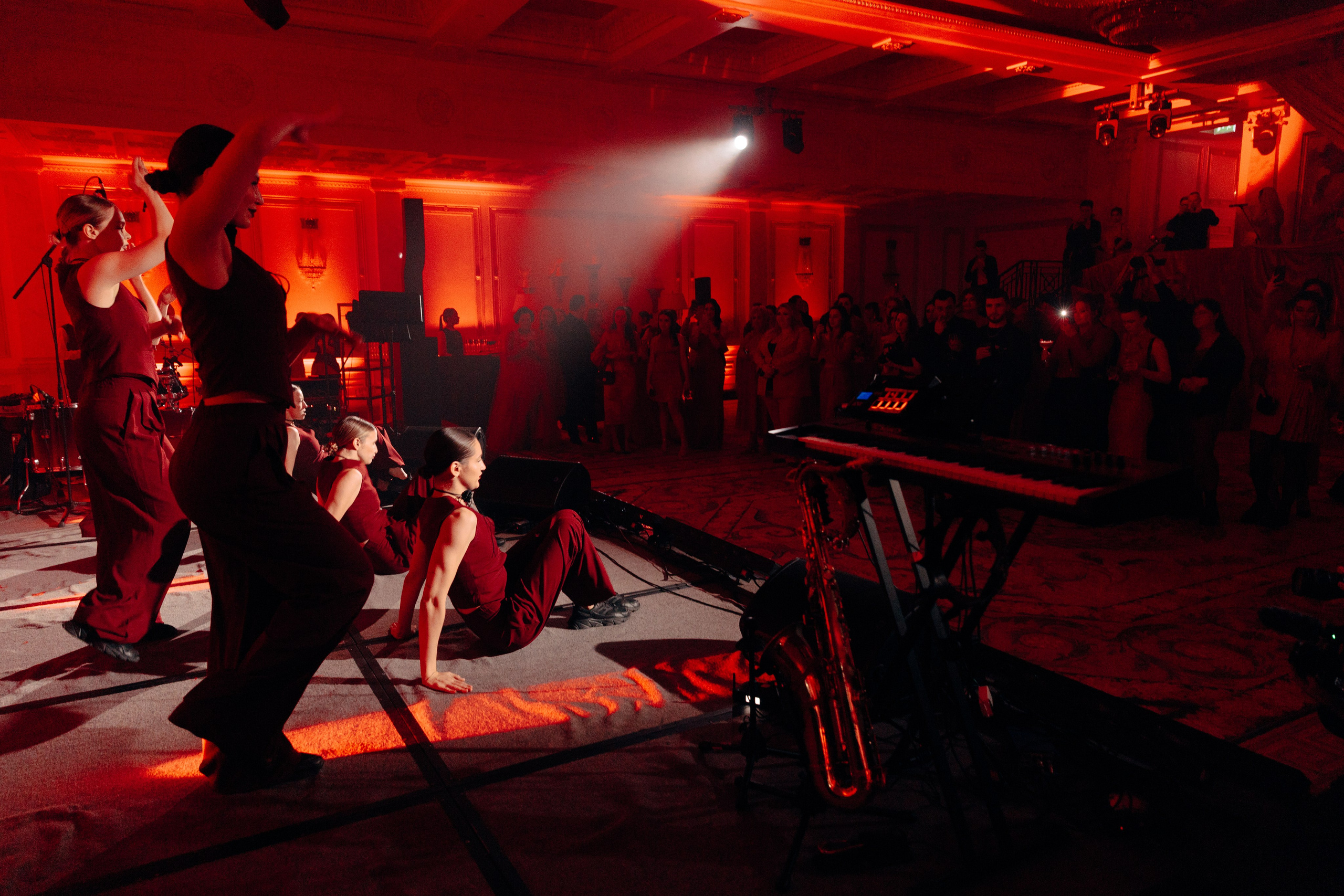 Red ball. Свадебный фотограф в Санкт-Петербурге и Москве Андрей Чернов