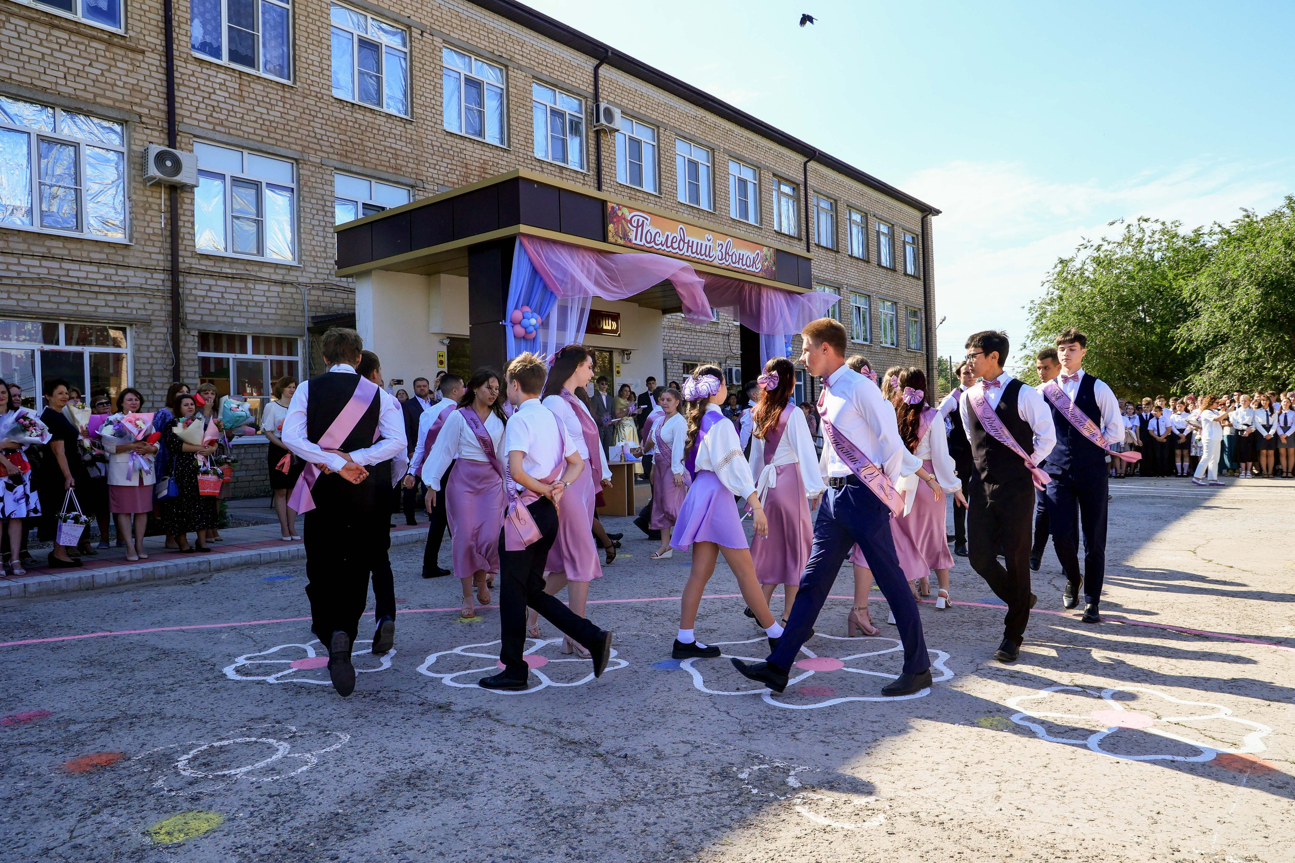 ШКОЛА ПОСЛЕДНИЙ ЗВОНОК. Свадебный фотограф — видеограф в г. Астрахань Екатерина Юмашева
