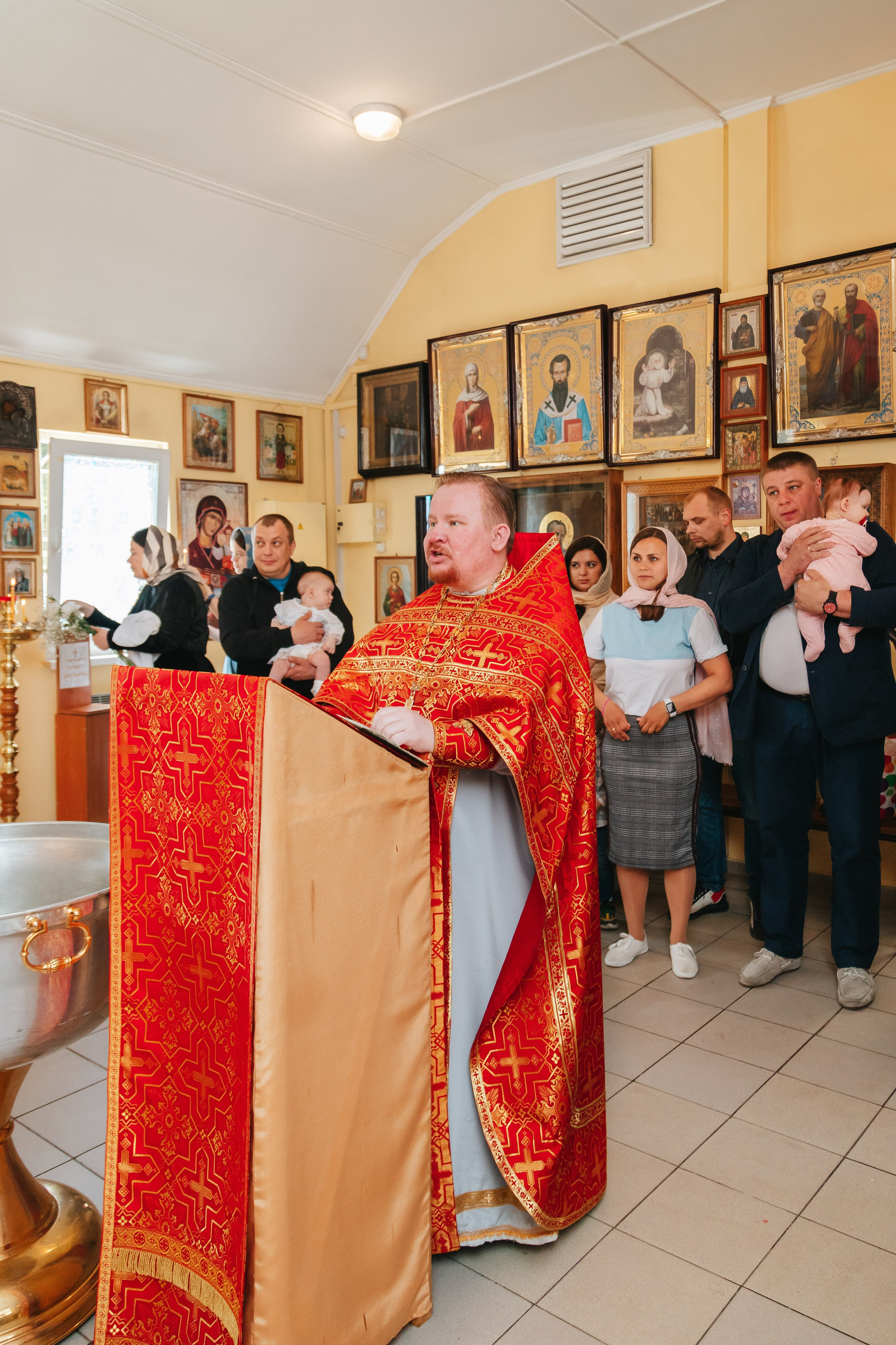 Крещение Свята. Семейный lifestyle фотограф в Санкт-Петербурге Людмила Пахомова