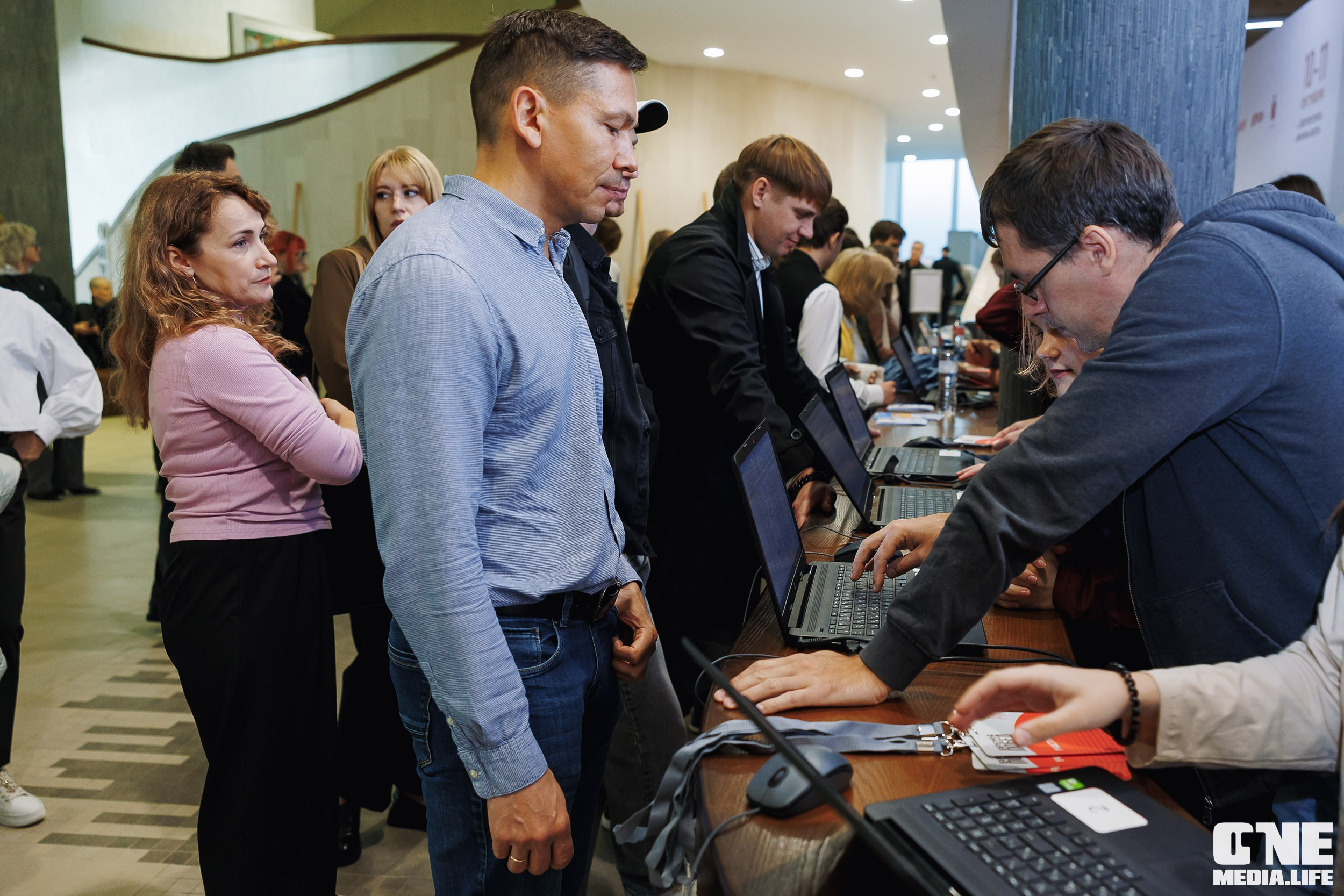 Фоторепортаж VII Международный форум «Вселенная бизнеса. Время Побед». One Media Life: фоторепортажи, фотоотчеты с мероприятий и заведений