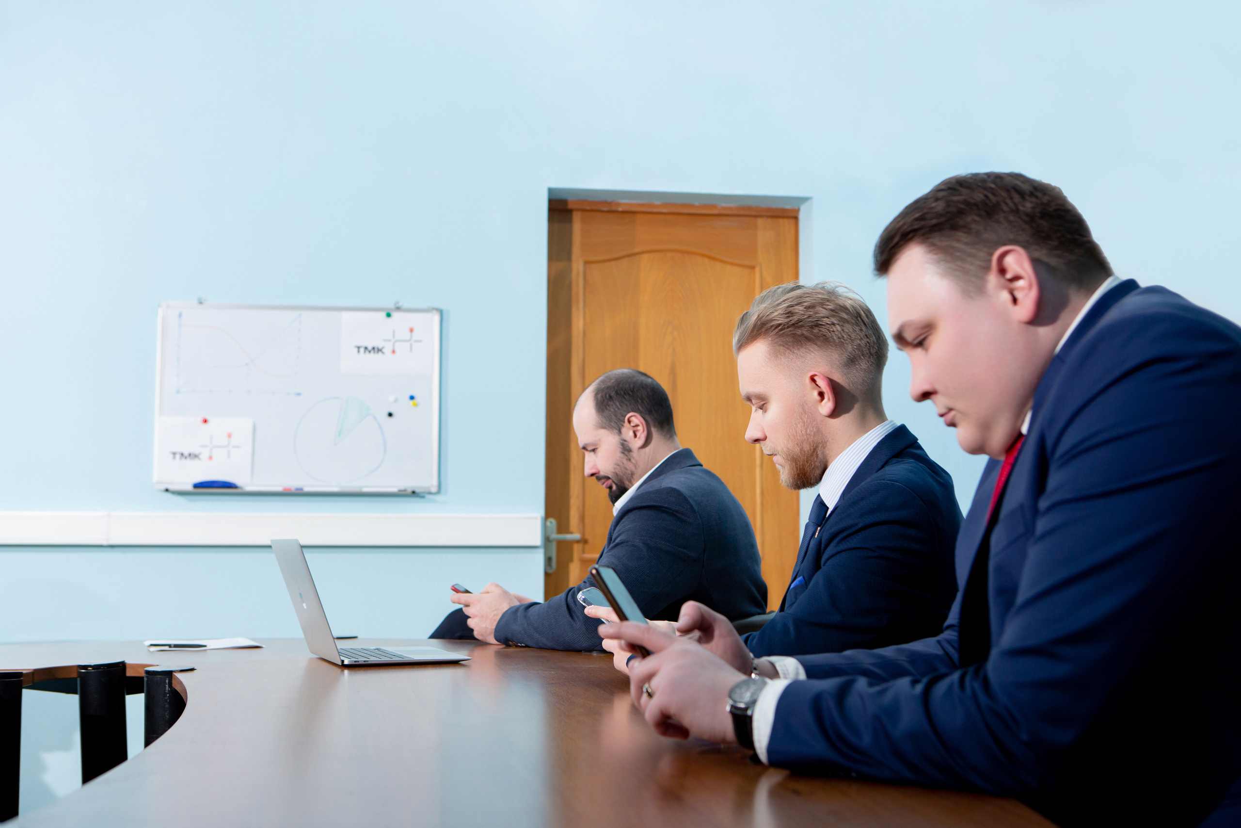 Бизнес портрет — жизнь офиса. Фотограф Алла Гусева