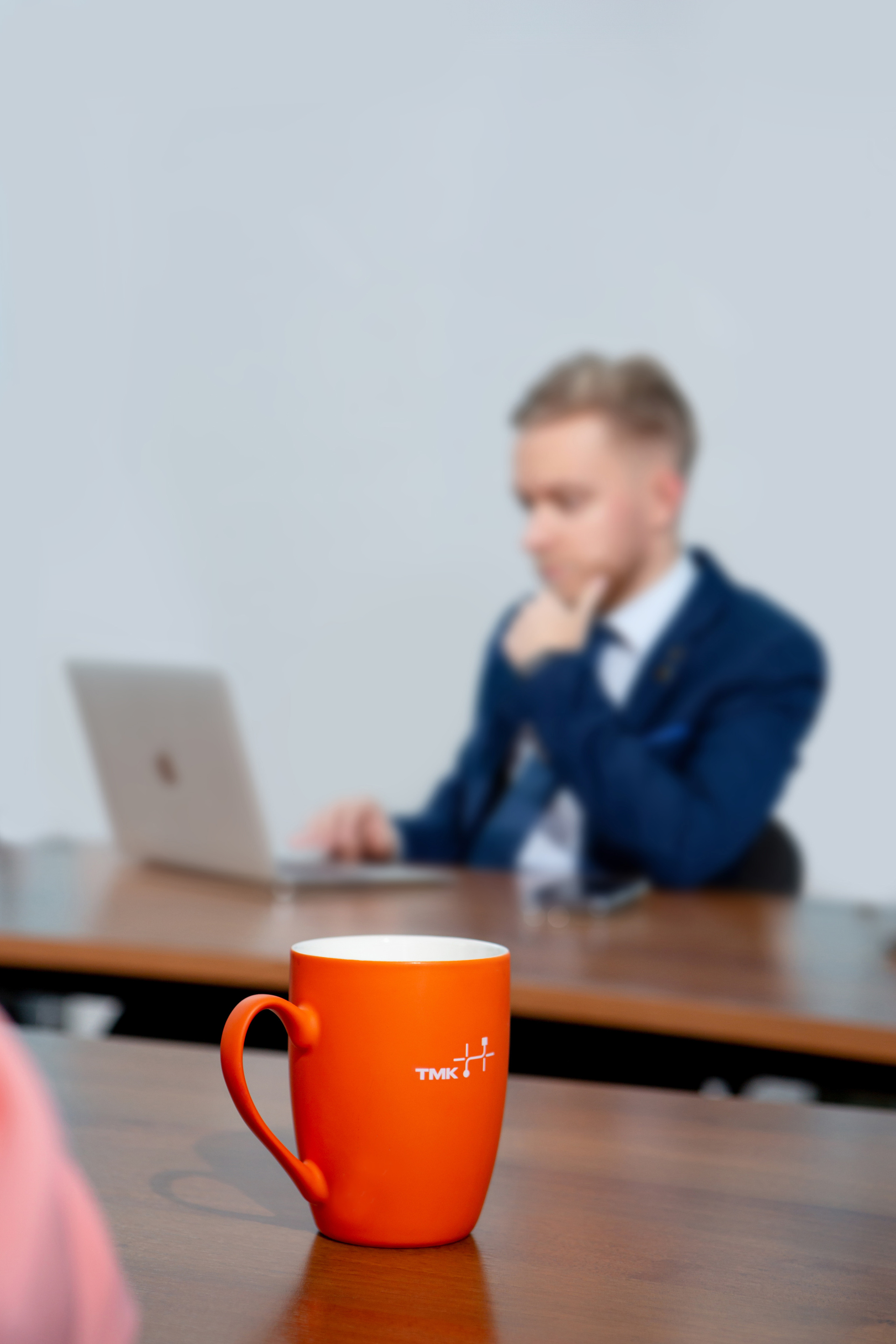 Бизнес портрет — жизнь офиса. Фотограф Алла Гусева