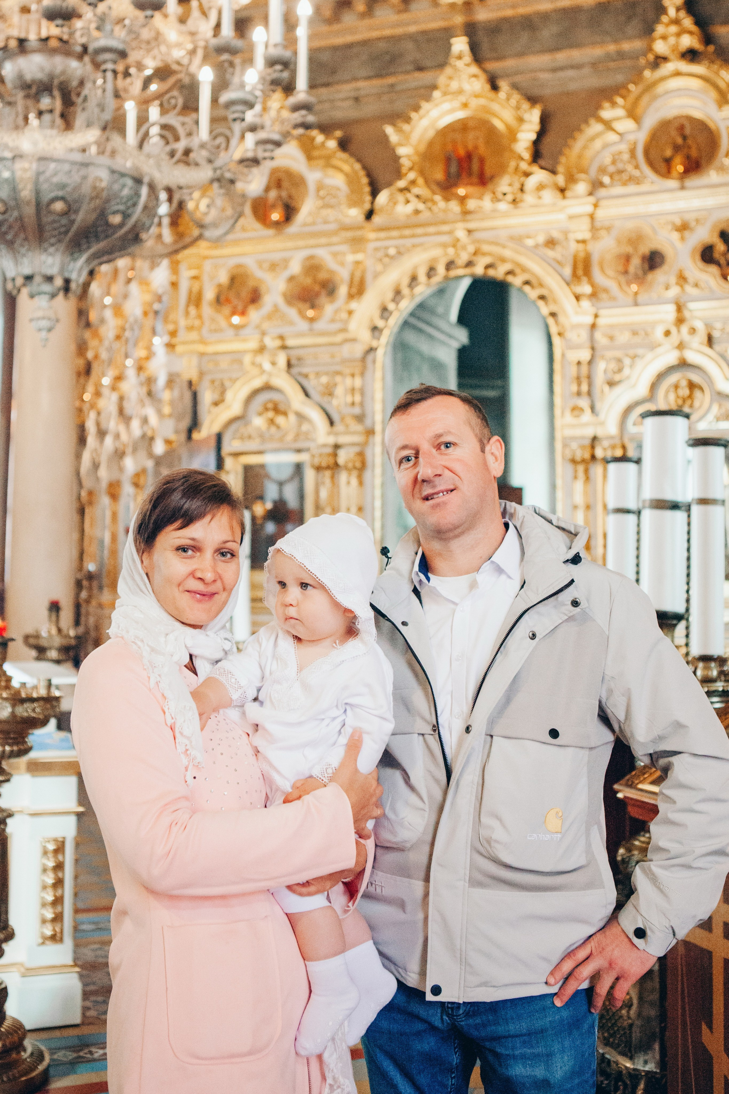 Крещение ребенка в церкви. Фотограф Ольга Ефремова